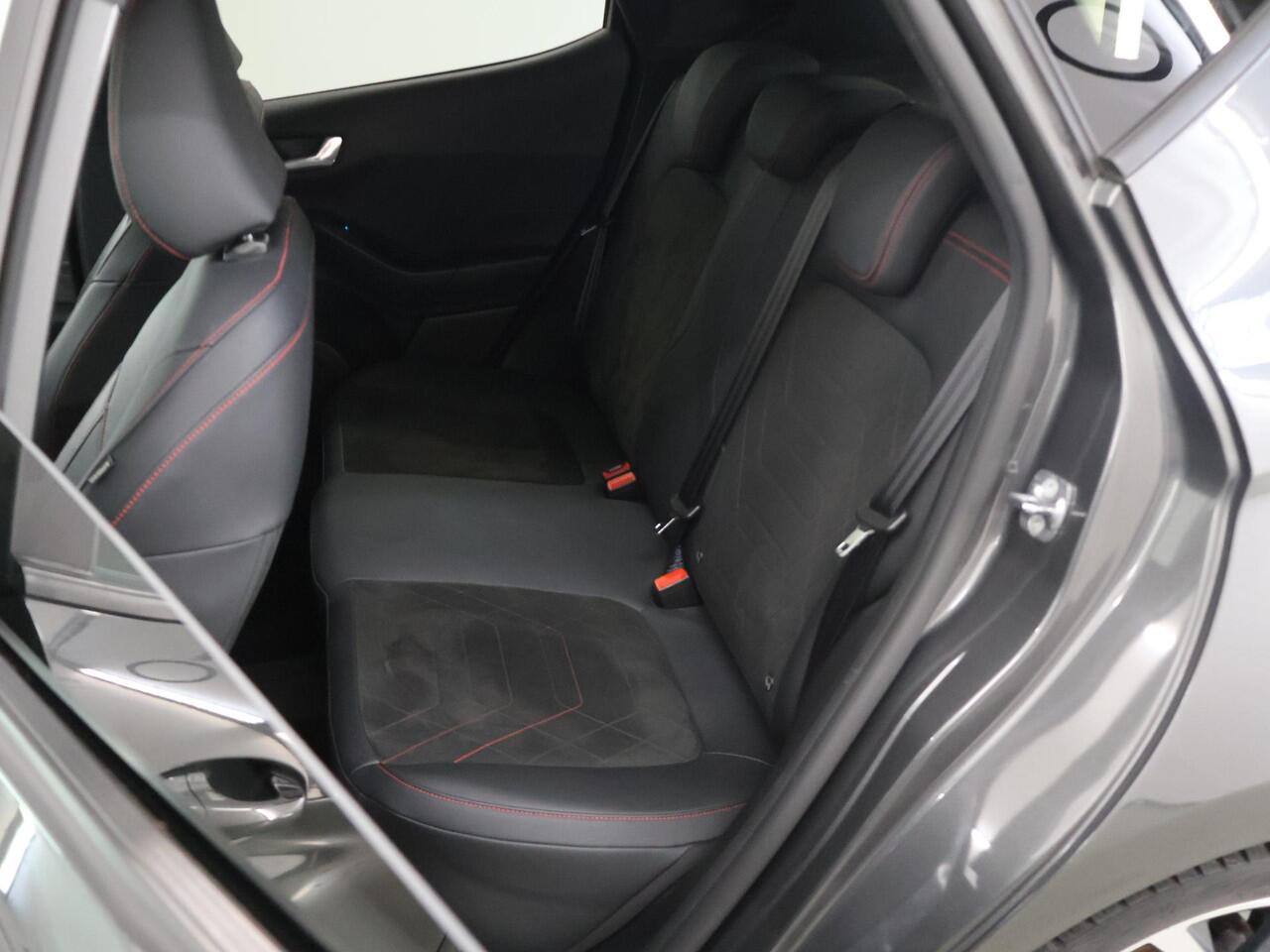 Ford FIESTA 1.0 EcoBoost Hybrid ST-Line X Vignale | Winterpakket | Navigatie | Cruise Control Adaptief | B&O | Parkeercamera | Full Led Koplampen |