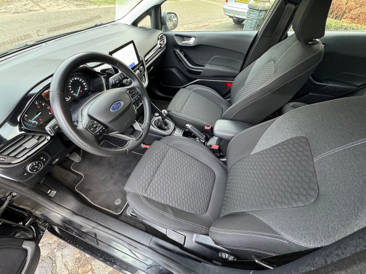 Ford FIESTA 1.0 Hybrid Titanium ecc,navi,led,pdc,sportdop