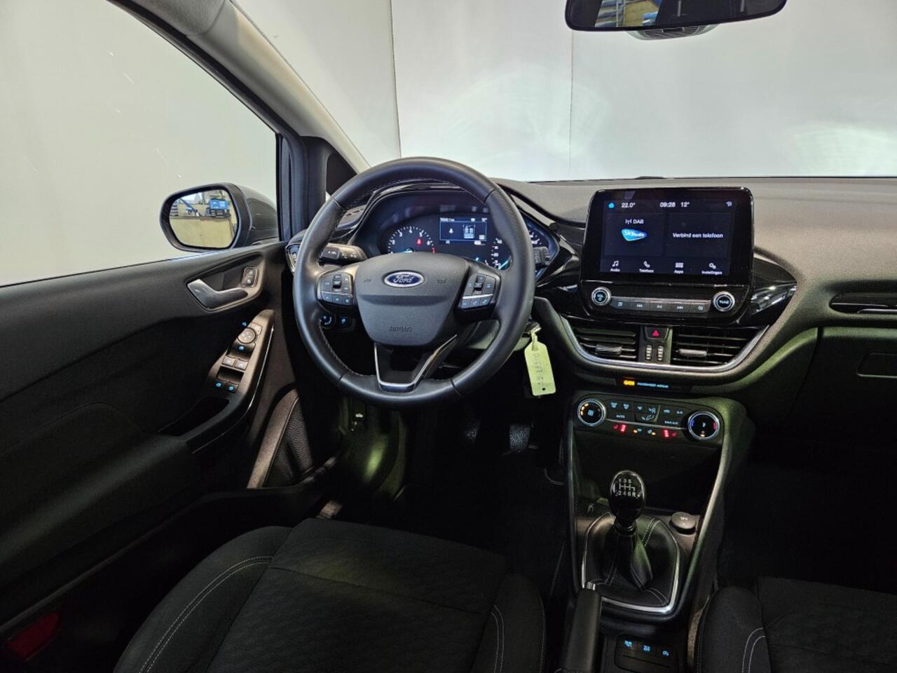 Ford FIESTA 1.0 EcoBoost Hybrid Titanium / Winterpack / NL Auto