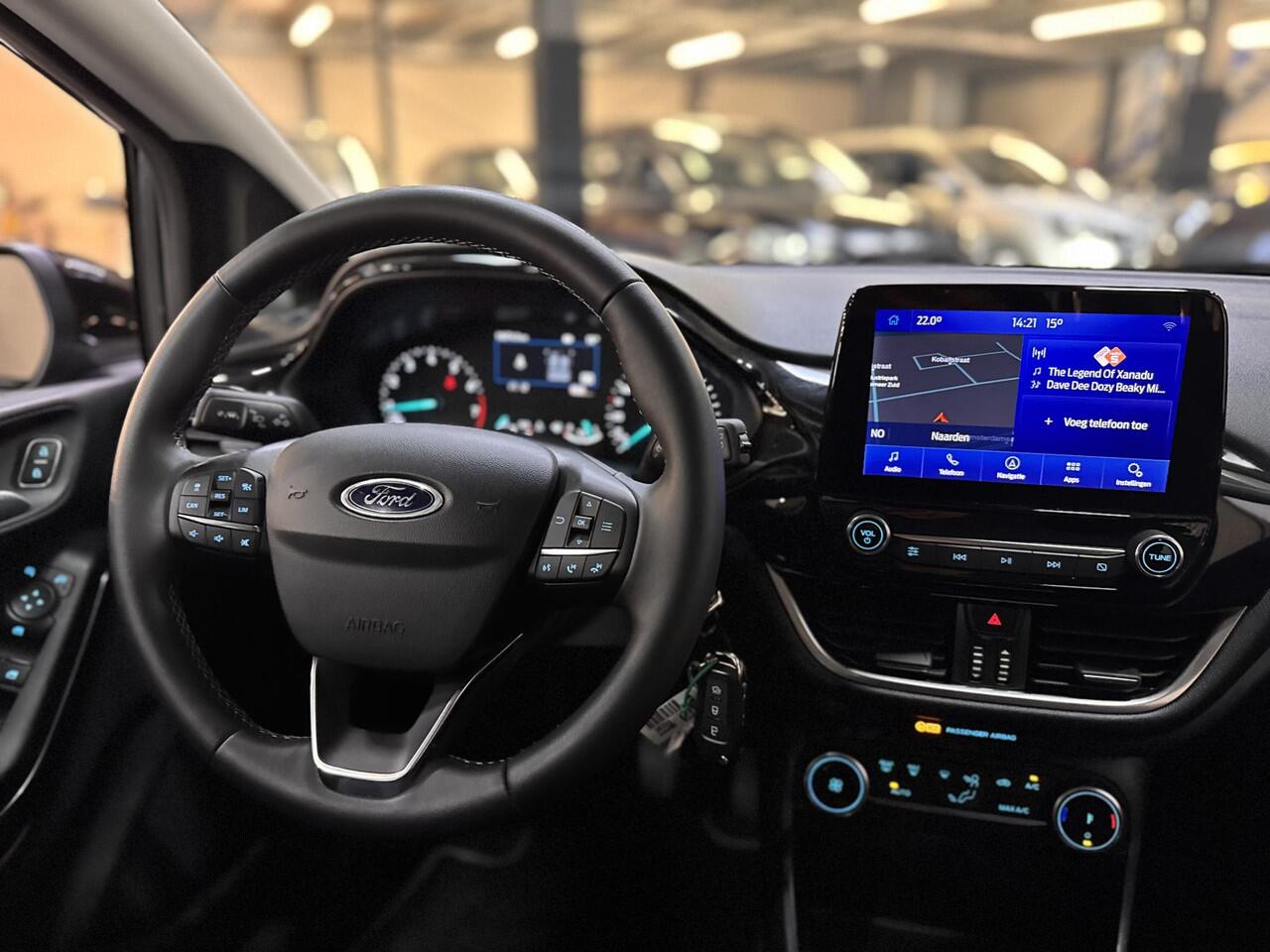 Ford FIESTA 125pk Eco Hybrid Titanium Navigatie Climat Adaptieve Cruise Control 19.000km NL-Auto