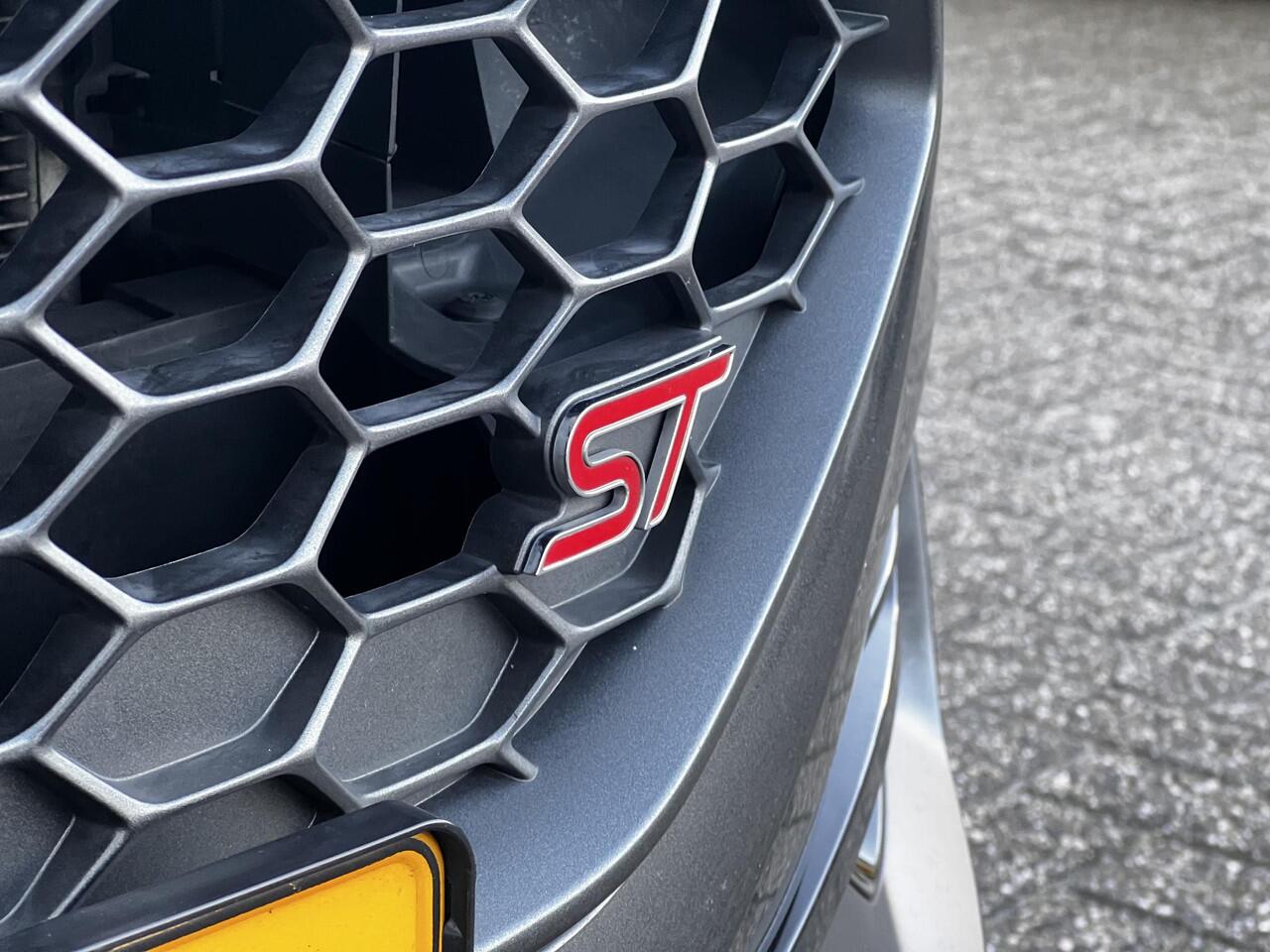 Ford FIESTA 1.5 Ecoboost ST-X 200pk | Winter-pack | Premium audio installatie | Cruise Control