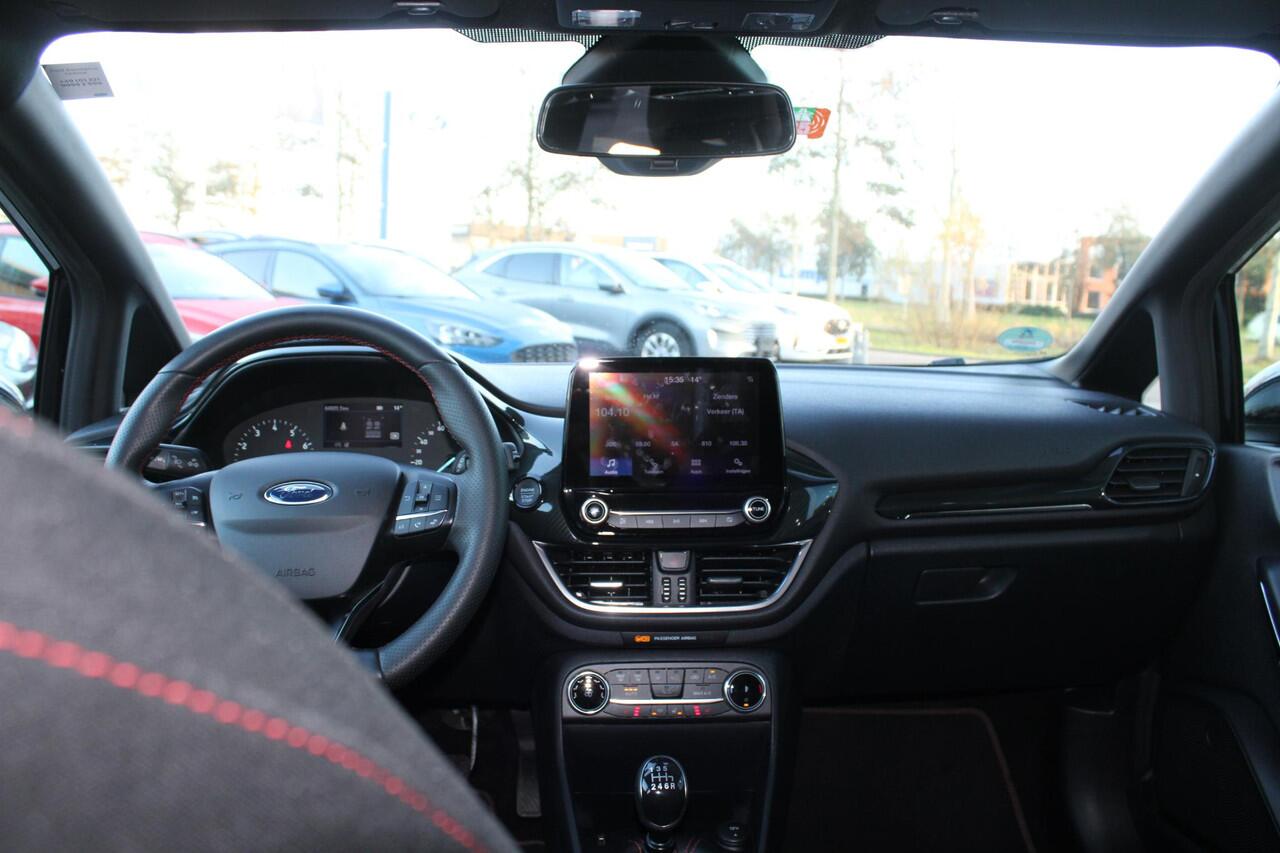 Ford FIESTA 1.0 EcoBoost 125 PK Hybrid ST-Line | Winterpack | Climate Control | Cruise Control | Privacy Glass | LED Koplampen | DAB |