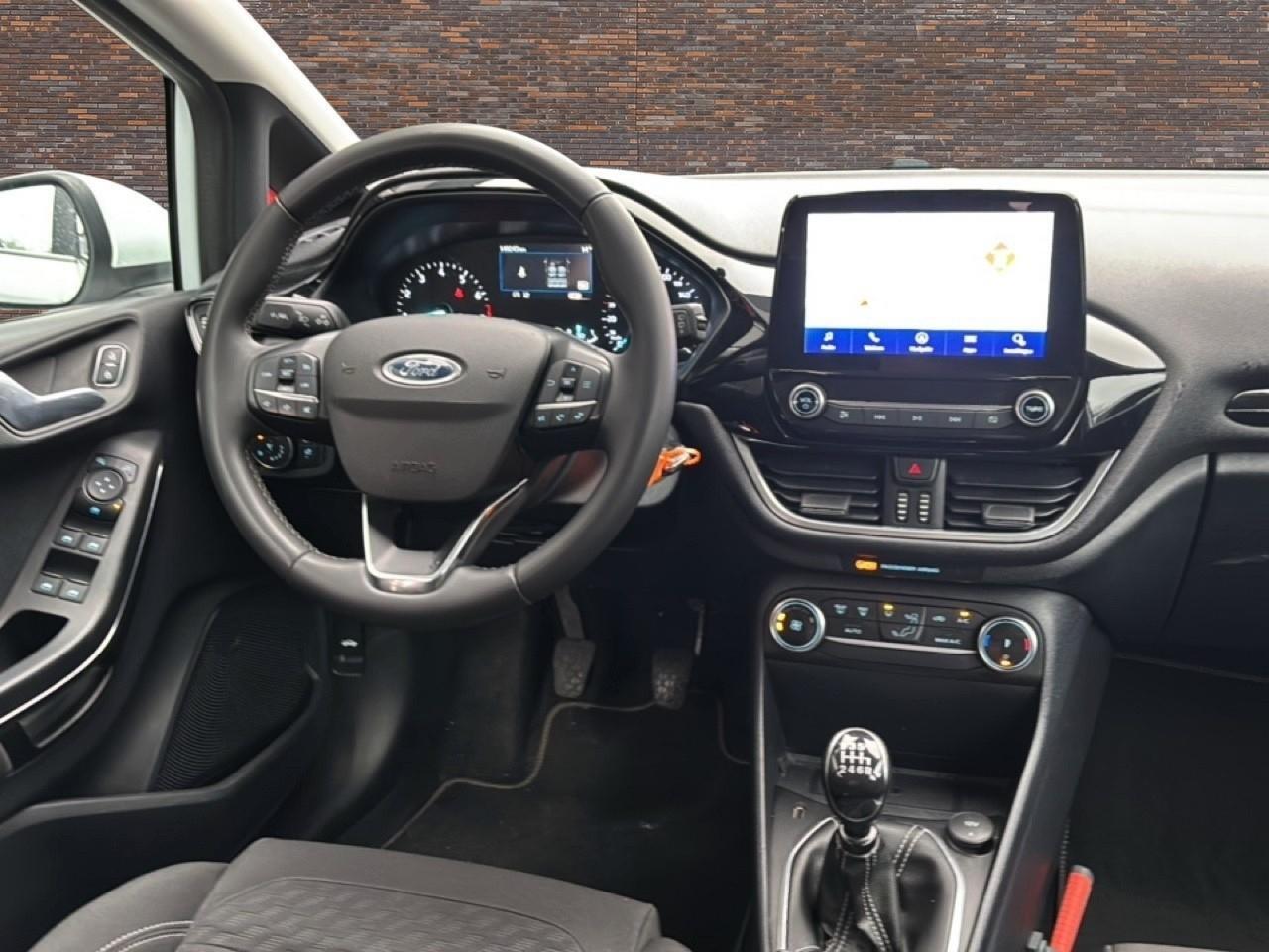 Ford FIESTA 1.0 EcoBoost Hybrid Titanium ECC LMV CRUISE