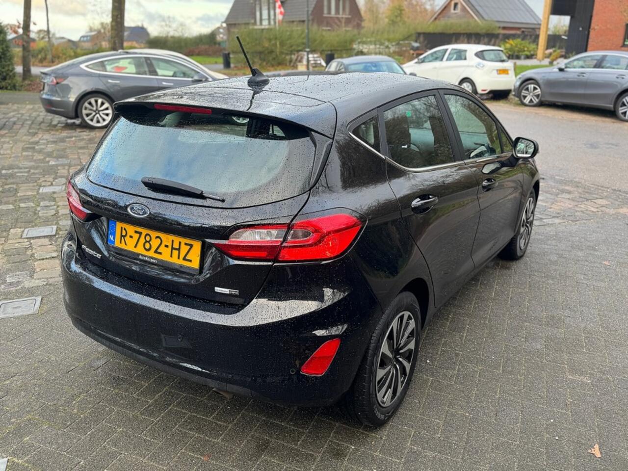 Ford FIESTA 1.0 Hybrid Titanium ecc,navi,led,pdc,sportdop