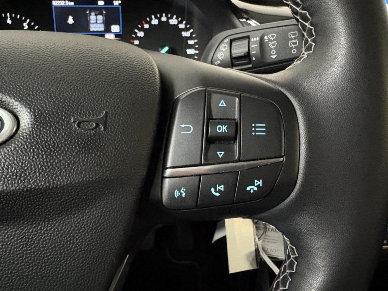 Ford FIESTA 1.0 EcoB.Hy. Tit.