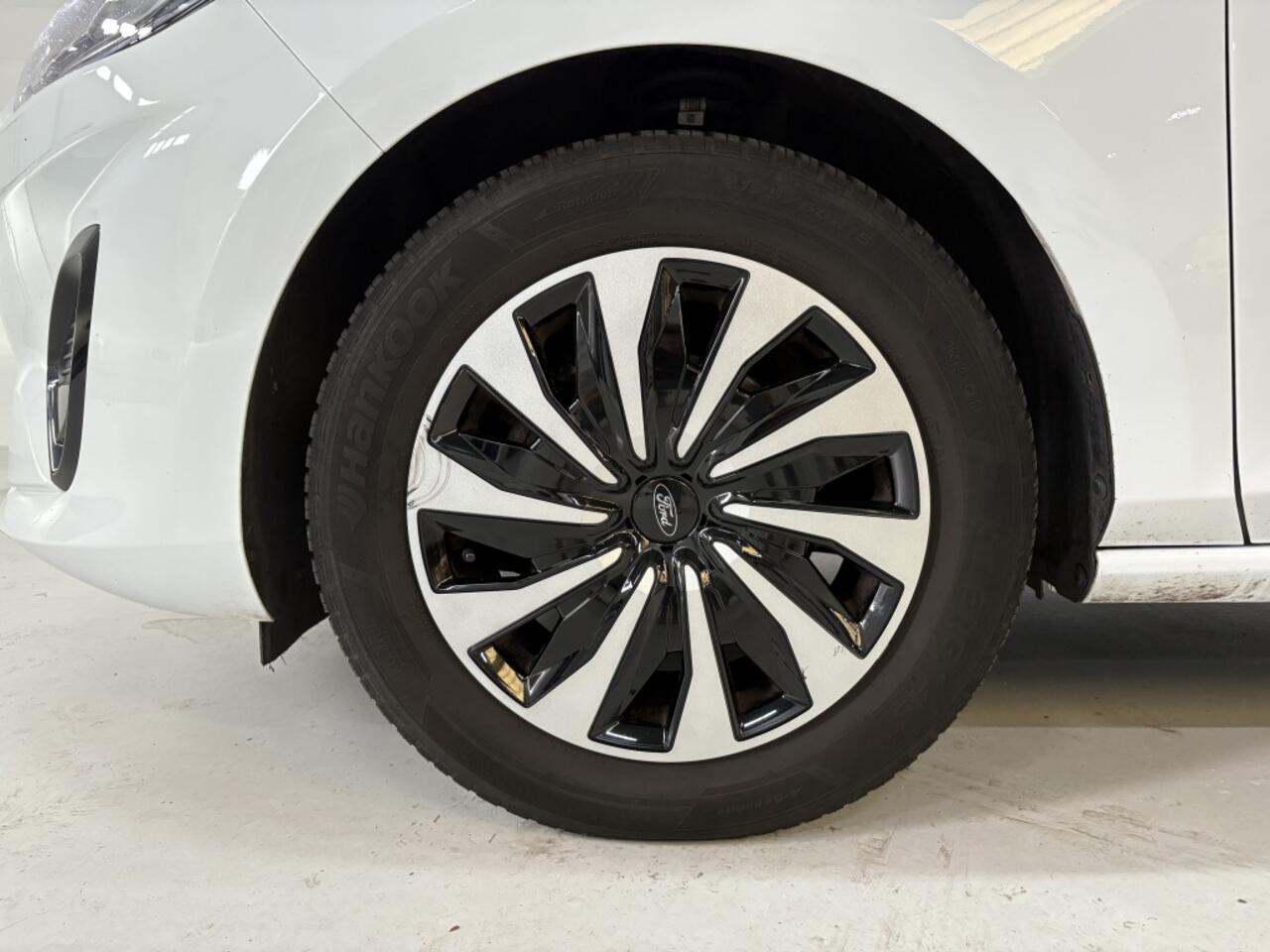 Ford FIESTA 1.0 EcoB.Hy. Tit.