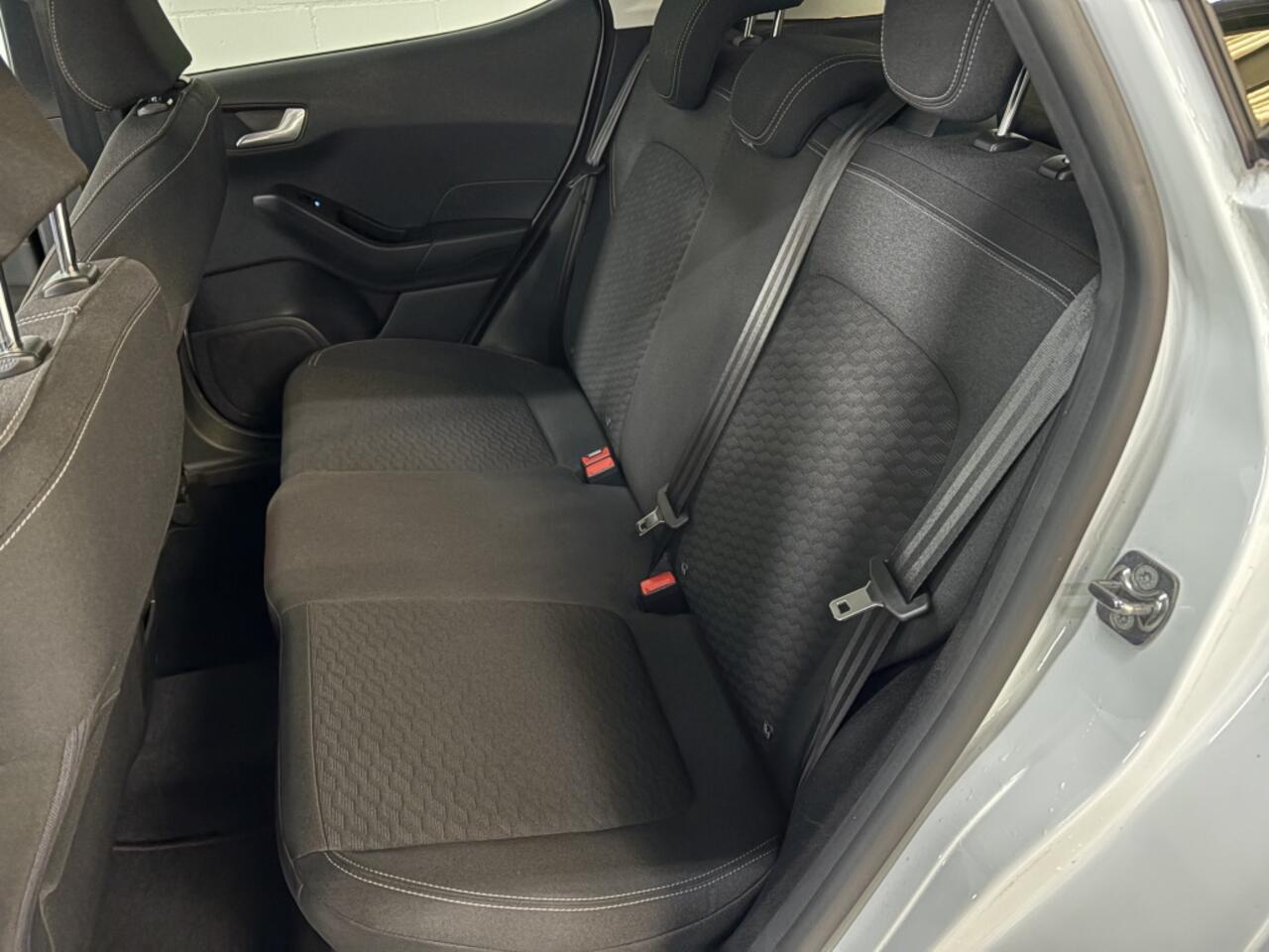 Ford FIESTA 1.0 EcoB.Hy. Tit.