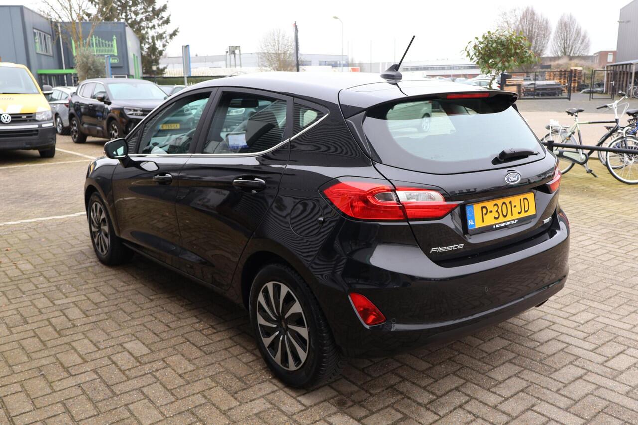 Ford FIESTA 1.0 EcoBoost Hybrid Titanium 1e Eigenaar | Volledig Onderh | NAP | BTW | Carplay | Navi | Full LED | Cruise | Start/Stop | Hill-Hold | LMV | PDC