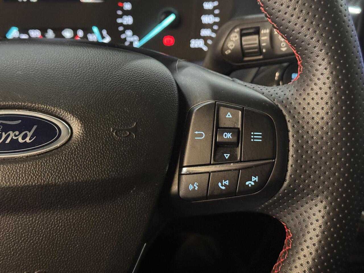 Ford FIESTA 125pk EcoBoost Hybrid ST-Line Navi Climat Cruise Parkeersensoren Dealeronderhouden