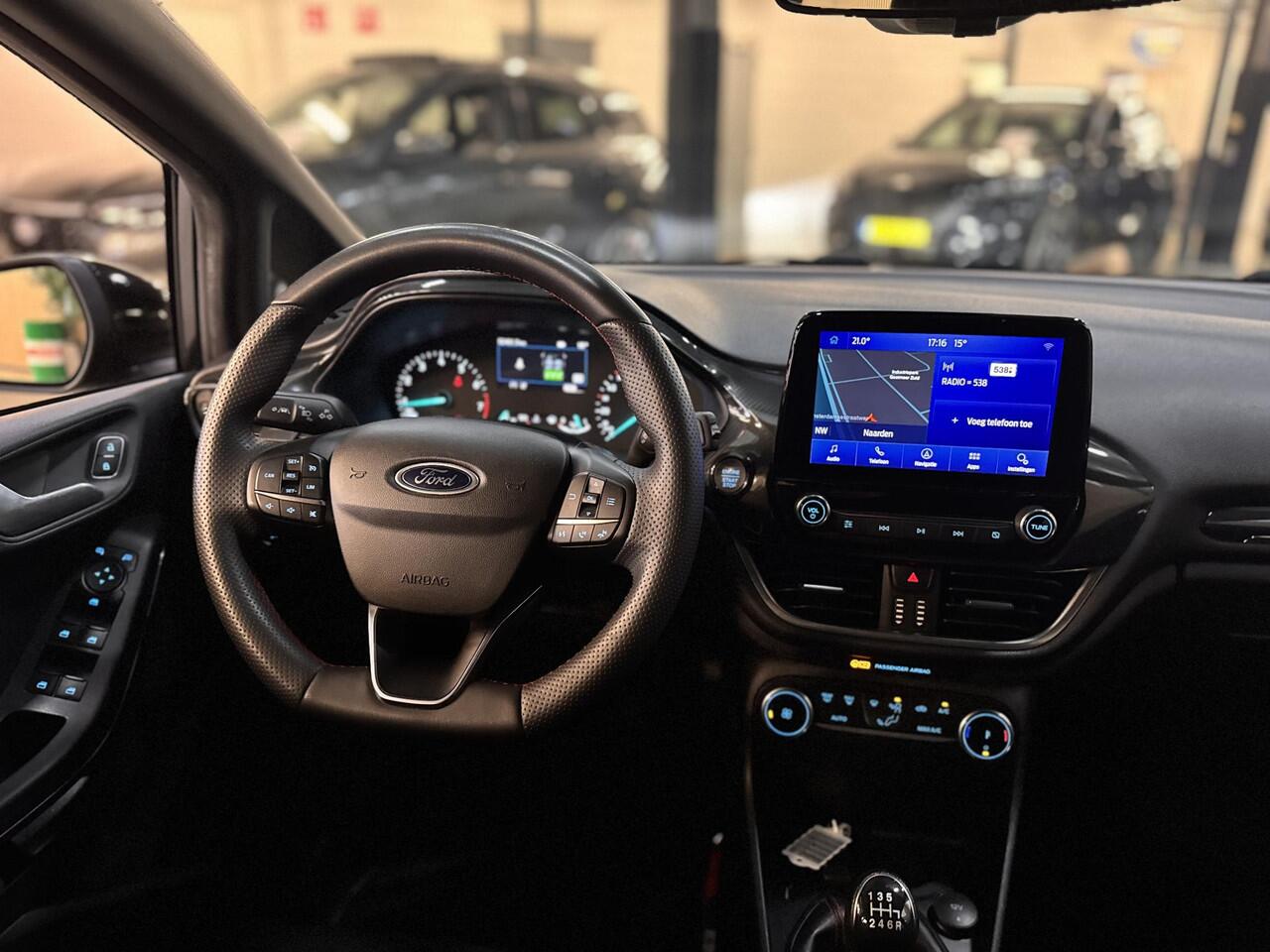 Ford FIESTA 125pk EcoBoost Hybrid ST-Line Navi Climat Cruise Parkeersensoren Dealeronderhouden