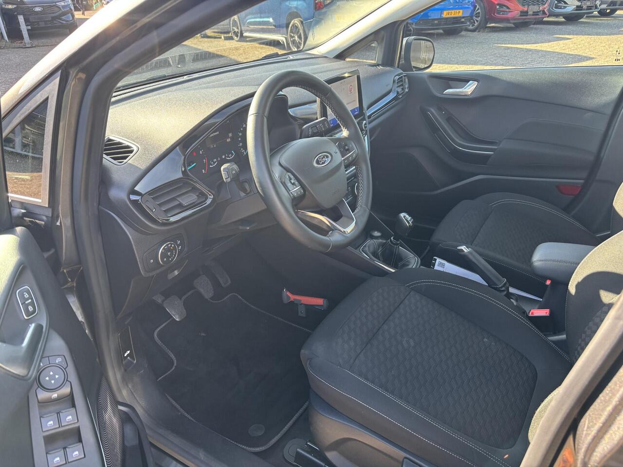 Ford FIESTA 1.0 EcoBoost Hybrid Titanium 100pk | Navigatie | Cruise control | Apple Carplay / Android auto