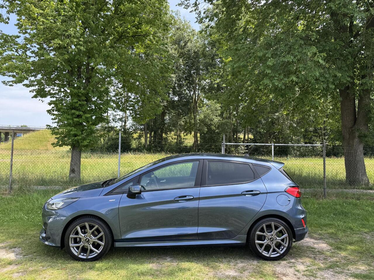 Ford FIESTA 1.0 EB 100PK ST-Line | ADAP. CRUISE | WINTERPACK | CAMERA | CARPLAY/ANDROID NAVI |