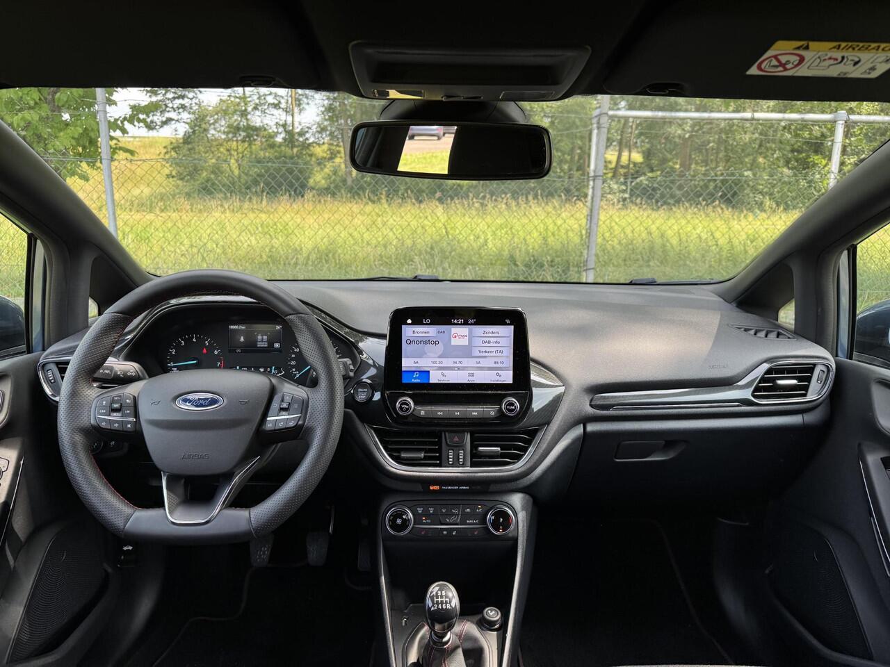 Ford FIESTA 1.0 EB 100PK ST-Line | ADAP. CRUISE | WINTERPACK | CAMERA | CARPLAY/ANDROID NAVI |