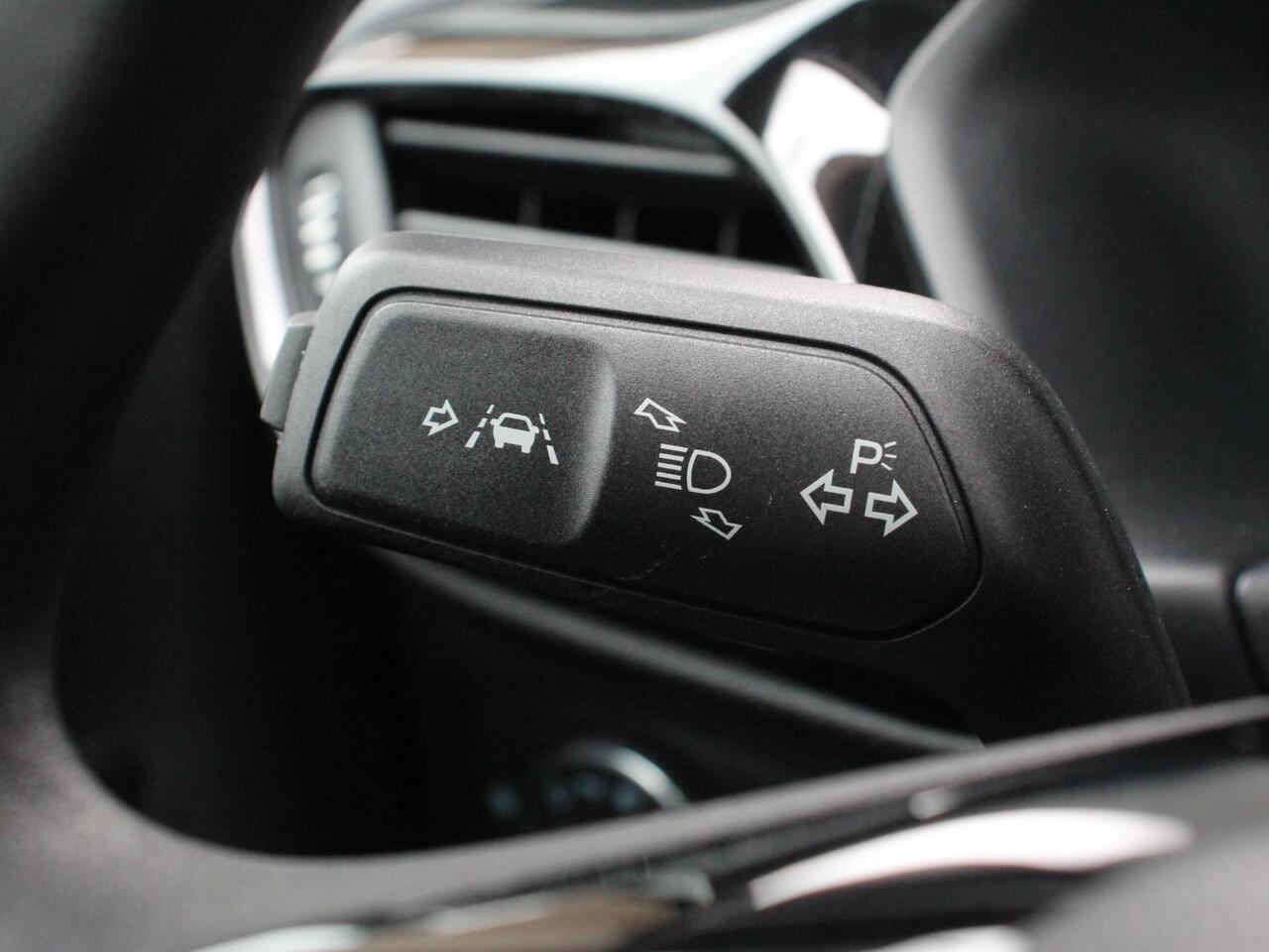 Ford FIESTA 1.0 EcoBoost Connected | Navigatie | Apple Carplay/Android Auto | Parkeersensor achter | Cruise Control | Airco | Led