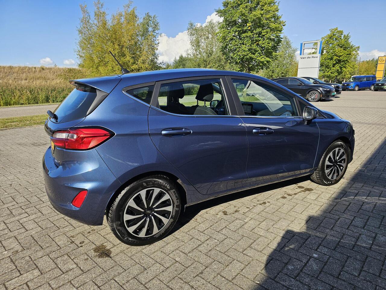 Ford FIESTA 1.0 EcoBoost Hybrid Titanium