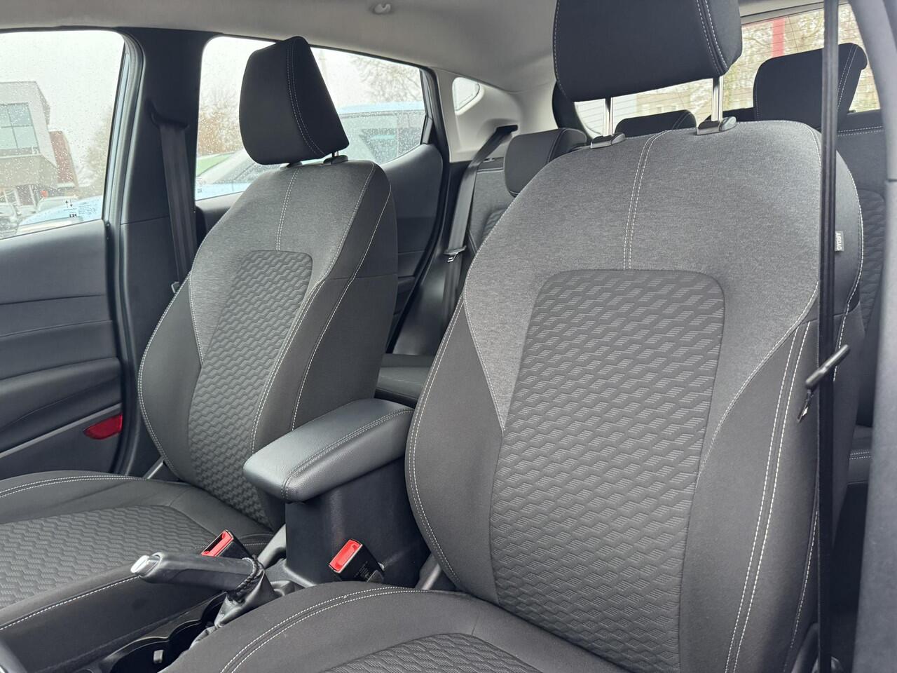 Ford FIESTA 1.0 EcoBoost Hybrid Titanium 100pk| Cruise Control| Apple Carplay, Android Auto | Climate control