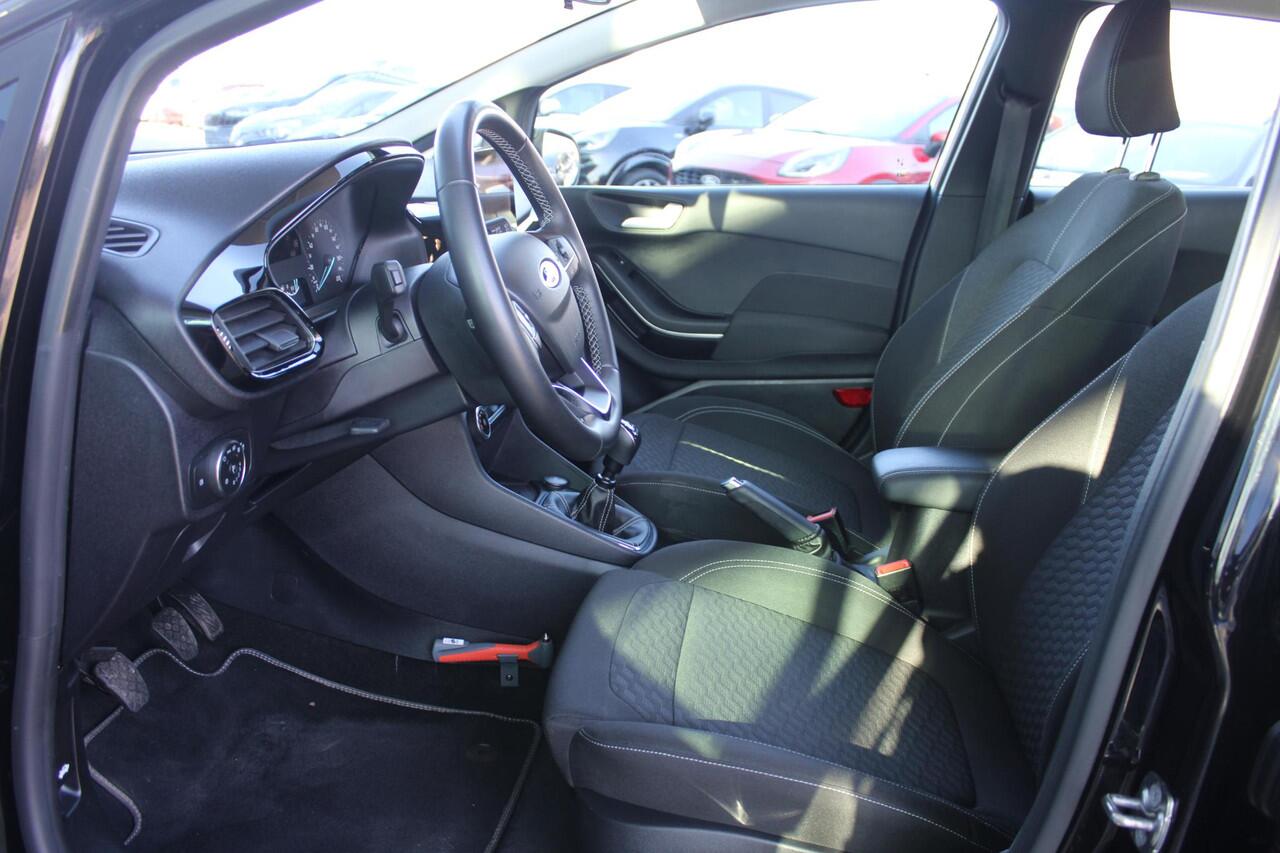 Ford FIESTA 1.0 EcoBoost Hybrid Titanium | Navigatie | LED | Cruise Control | Climate Control | DAB