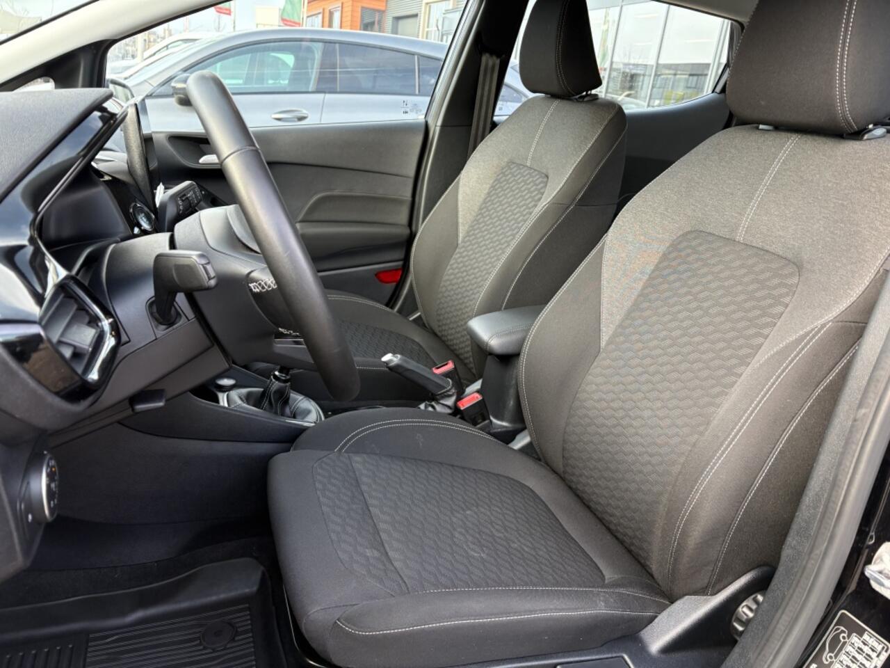 Ford FIESTA 1.0 EcoBoost Hybrid Titanium