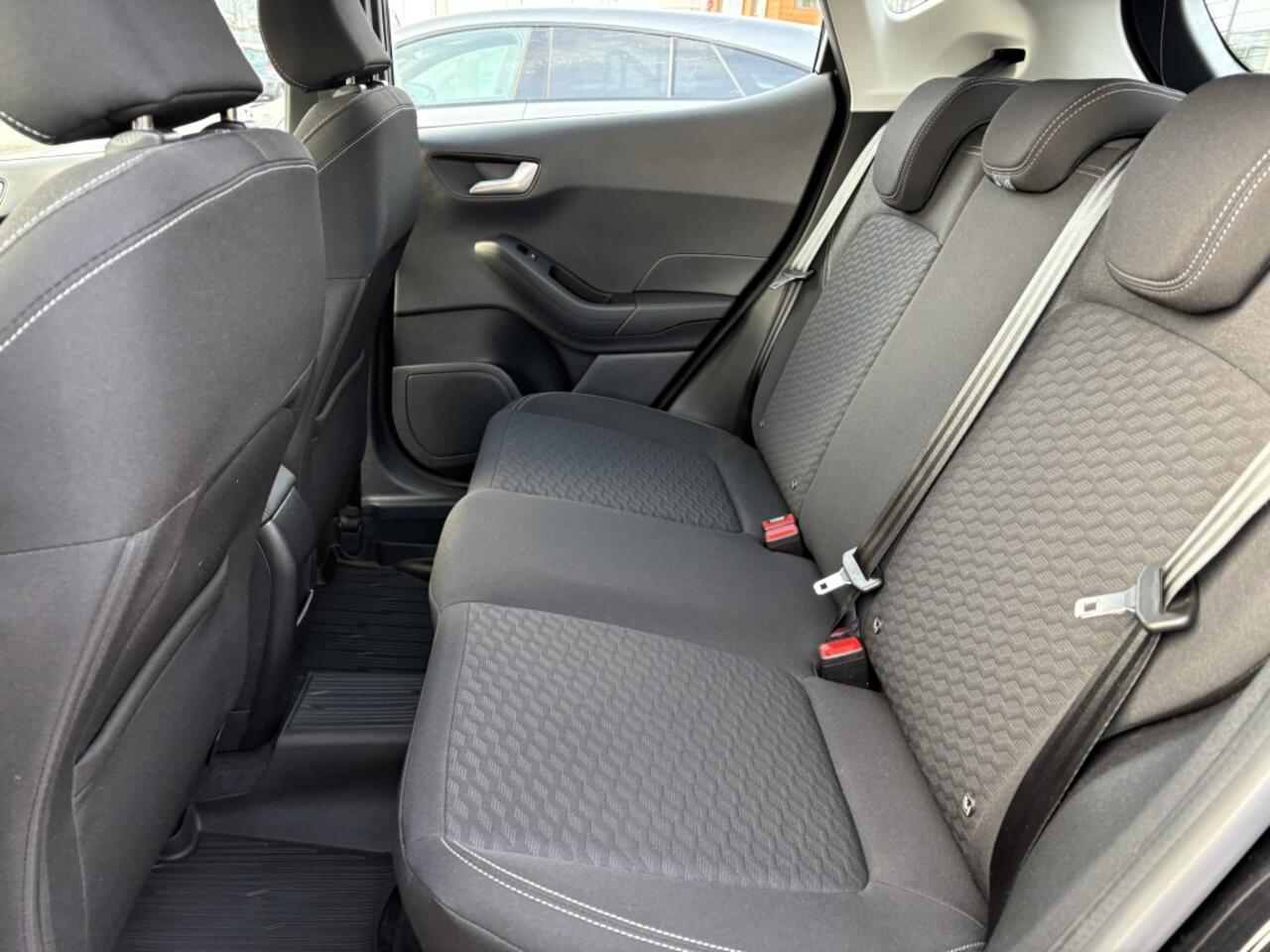 Ford FIESTA 1.0 EcoBoost Hybrid Titanium