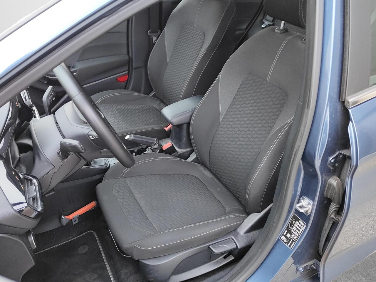Ford FIESTA 1.0 EcoBoost Hybrid Titanium Carplay / Navi / PDC achter