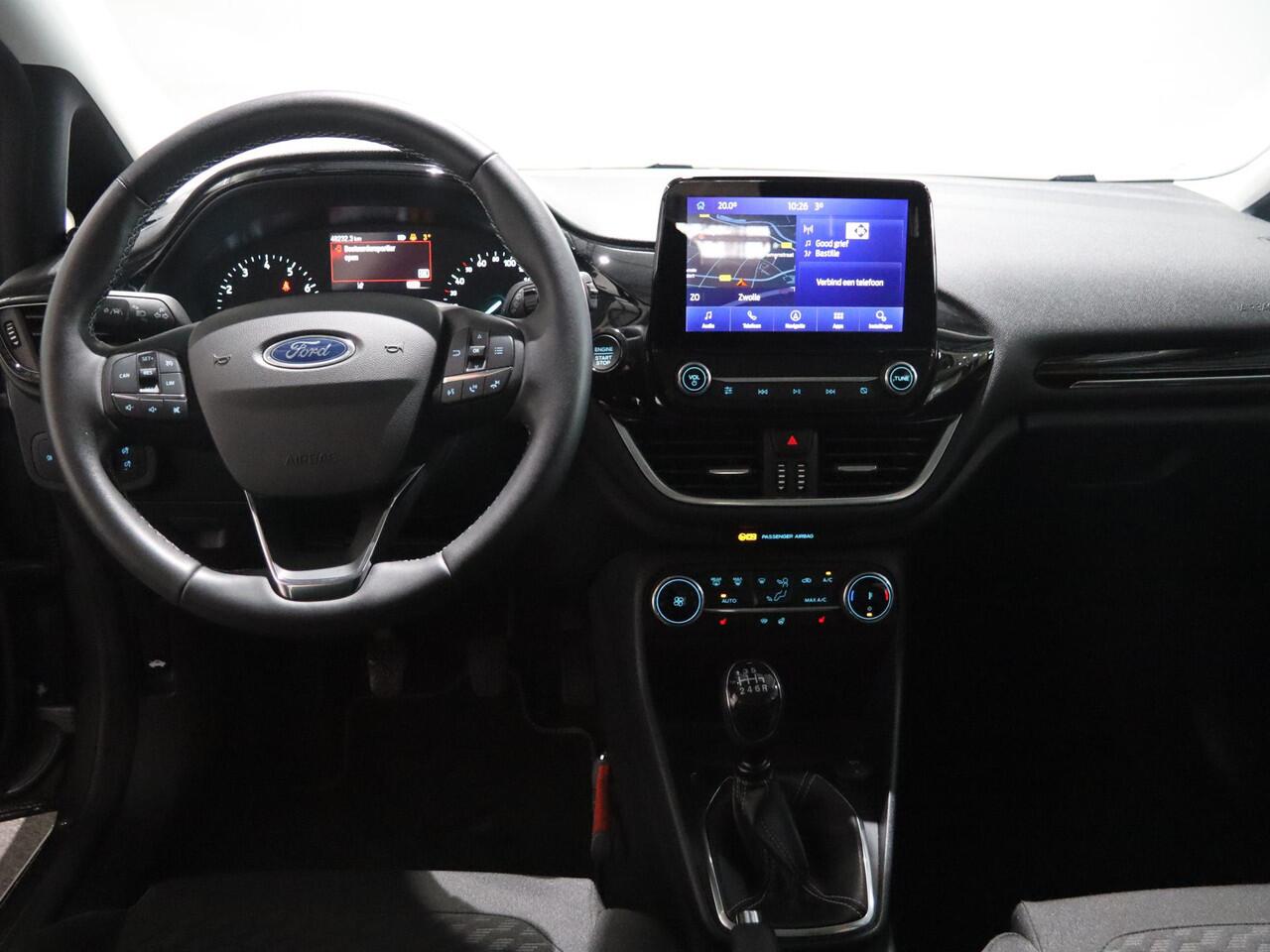 Ford FIESTA 1.0 EcoBoost Hybrid Titanium | Winterpakket | Navigatie | Cruise Control | Climate Control |