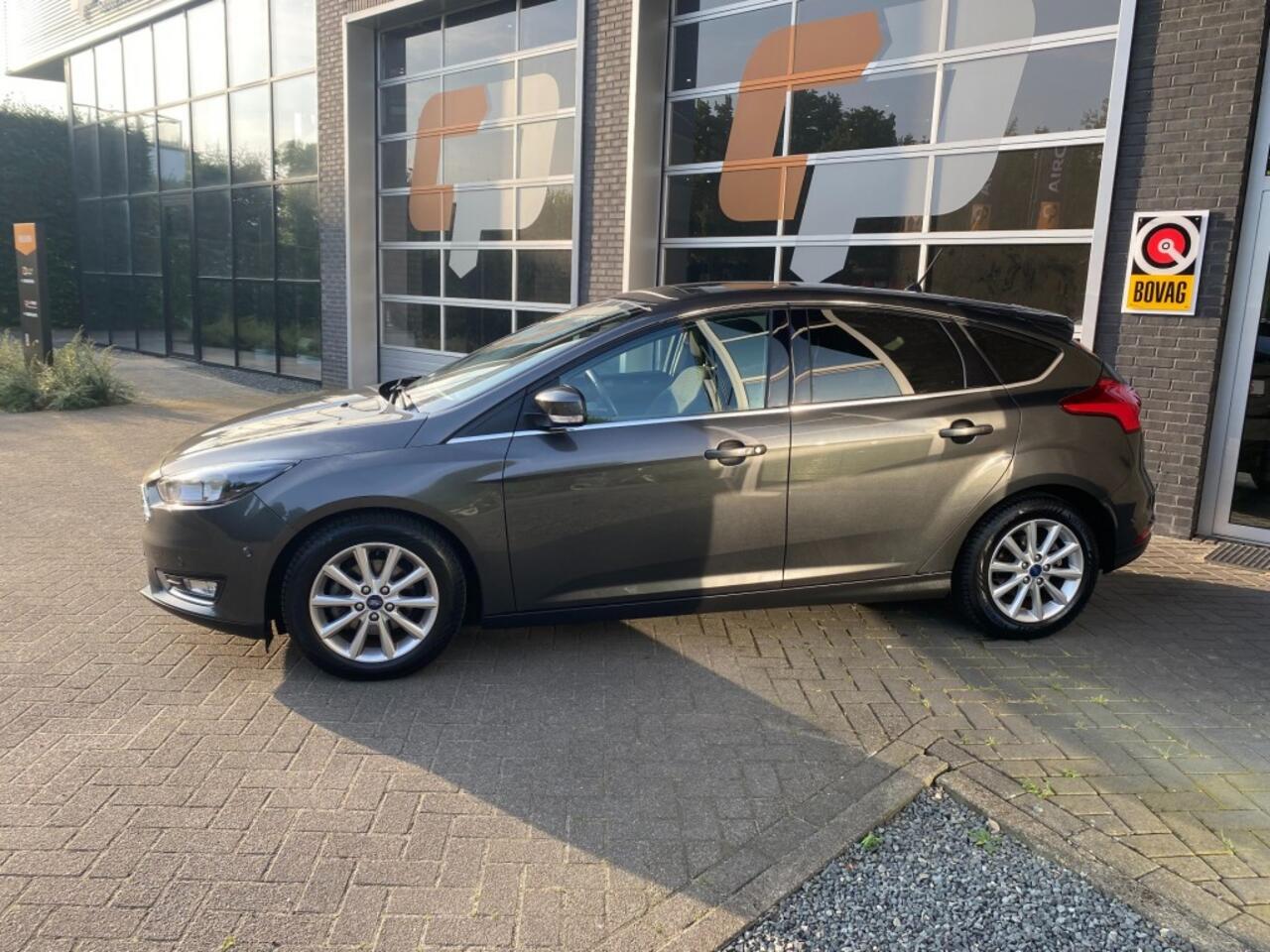 Ford FOCUS 1.0 Titanium incl. garantie en pechhulp