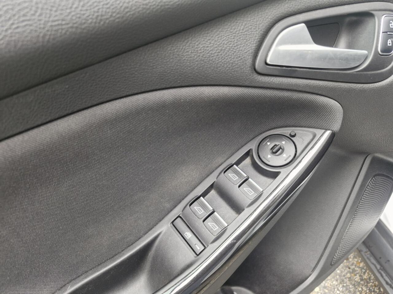 Ford FOCUS 1.5 Titanium