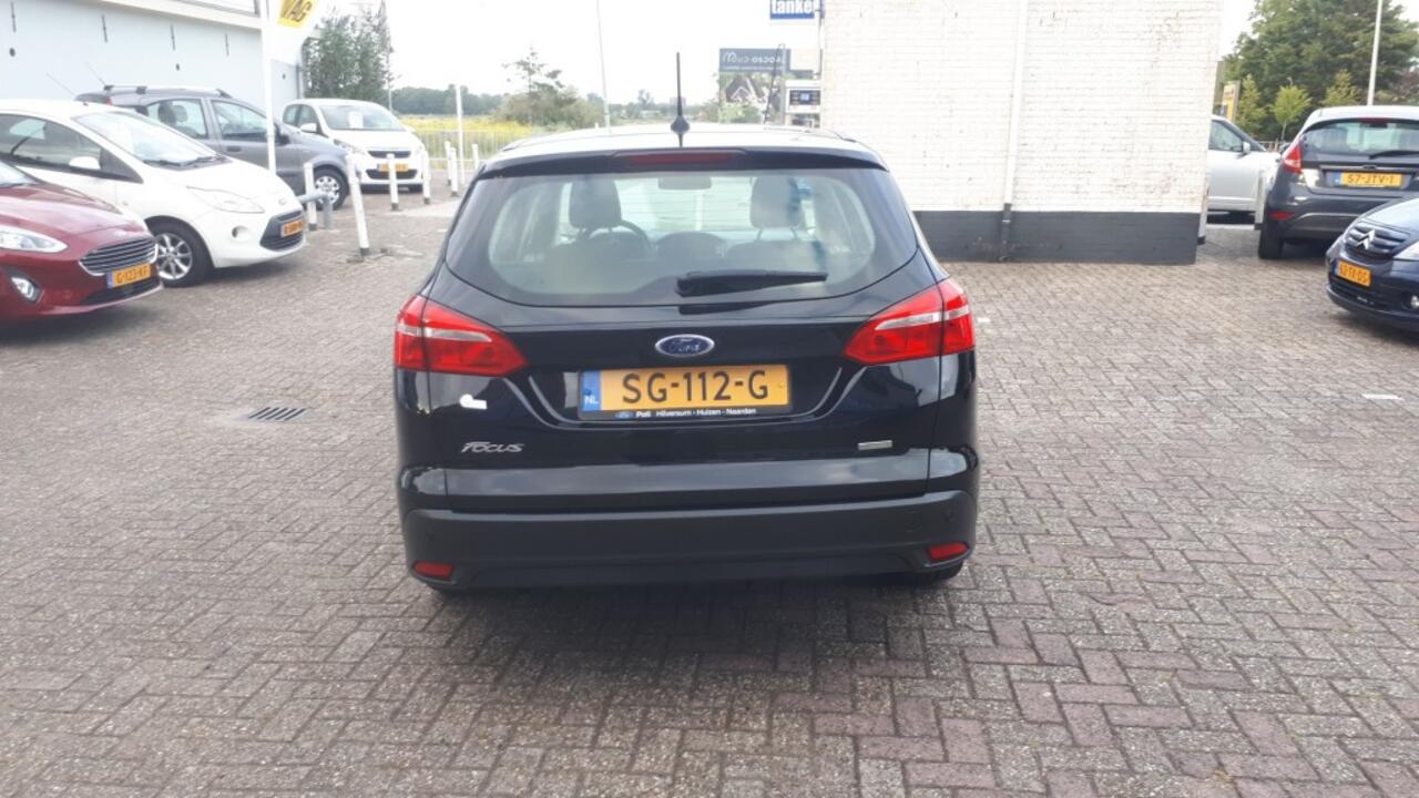 Ford FOCUS 1.0 Lease Edition RADIO CD/CLIMATE/NAVI/CRUISE/CV
