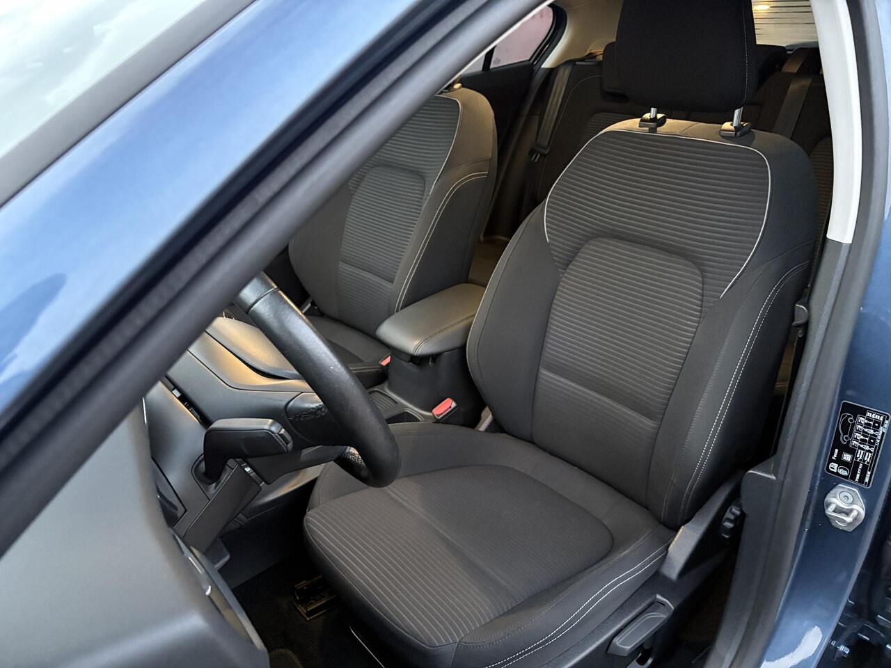 Ford FOCUS 1.0 EcoBoost Titanium Business 125pk | Full LED Koplampen | Adaptieve Cruise | Winterpack | 17 inch Lichtmetaal | Achteruitrijcamera