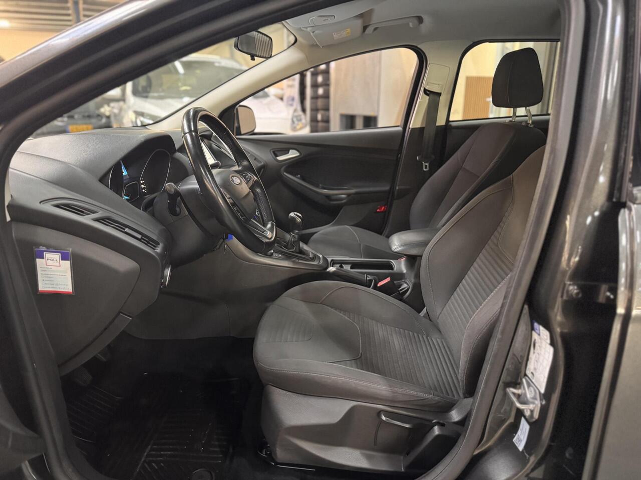 Ford FOCUS EcoBoost Edition Navi Trekhaak Cruise control Parkeersensoren Wagon Dealeronderhouden