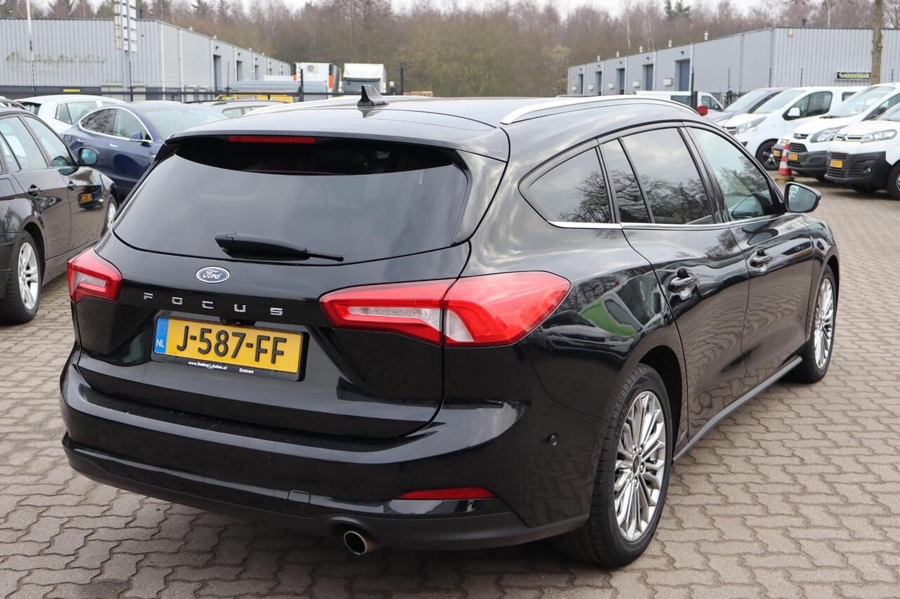 Ford FOCUS Wagon 2.0 EcoBlue ST Line Business Camera, Stoel- en stuurverwarming, Navigatie, Apple Carplay, Adaptieve cruise control