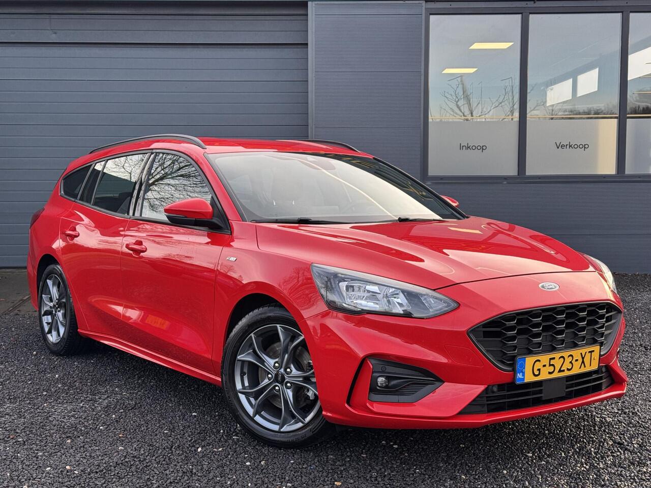 Ford FOCUS Wagon 1.0 EcoBoost ST Line Business 1e Eigenaar,Navi,Clima,Cruise,PDC V+A,125pk,6 Bak,N.A.P,APK tot 08-2027