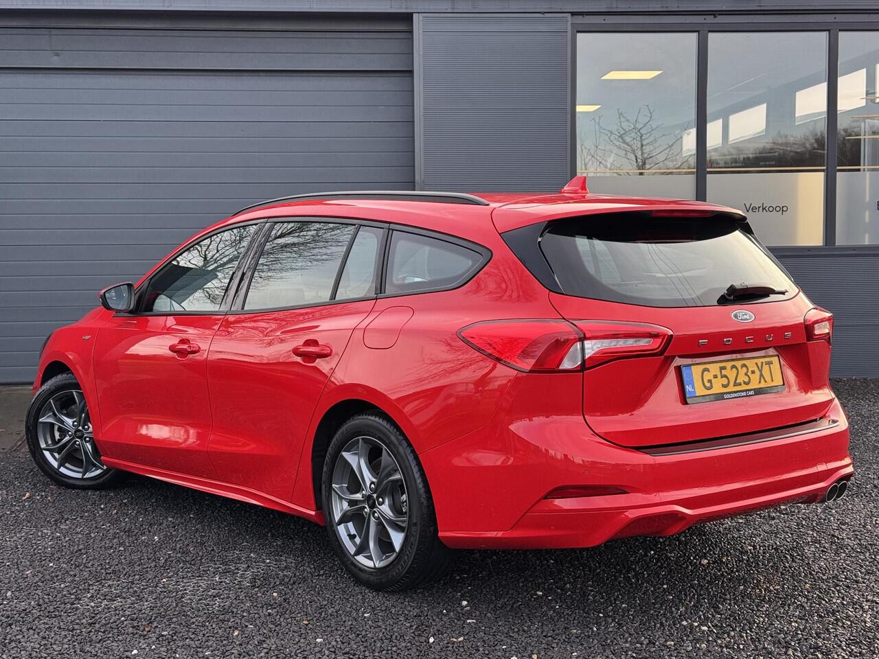 Ford FOCUS Wagon 1.0 EcoBoost ST Line Business 1e Eigenaar,Navi,Clima,Cruise,PDC V+A,125pk,6 Bak,N.A.P,APK tot 08-2027