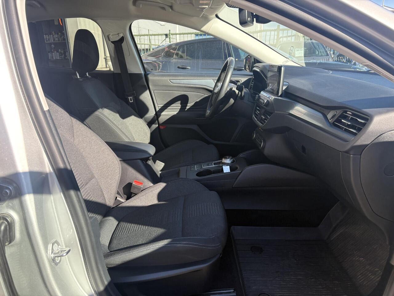 Ford FOCUS 1.0 EcoBoost active Nieuwe motor