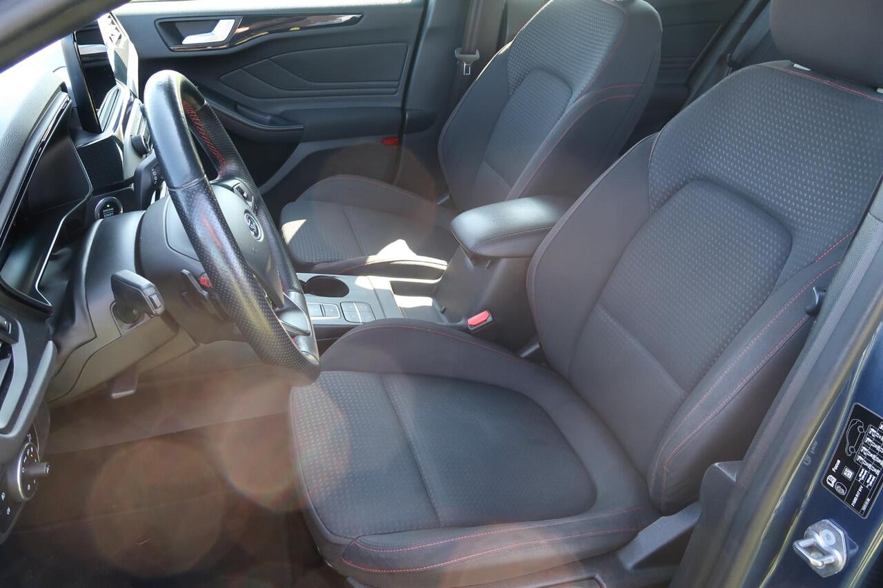 Ford FOCUS 1.0 EcoBoost Titanium Business