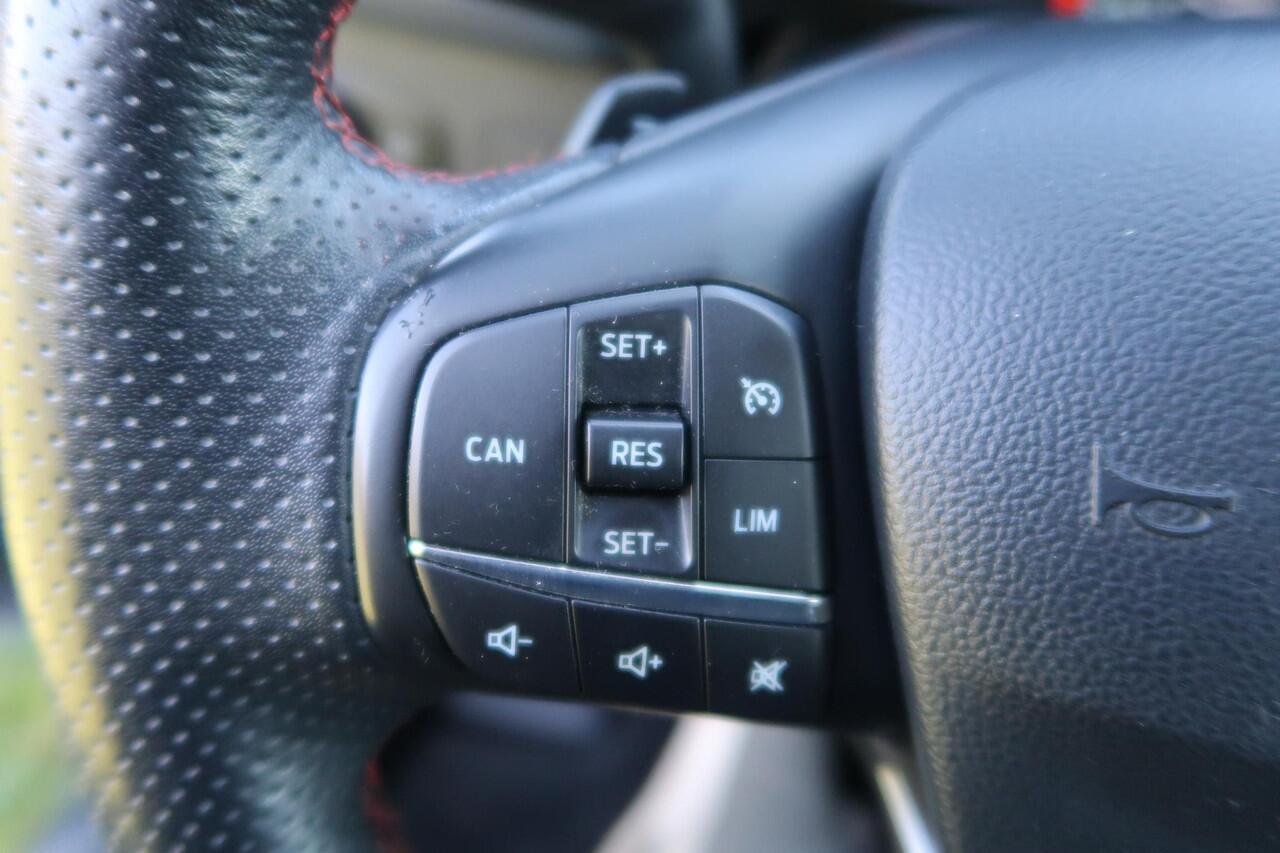 Ford FOCUS 1.0 EcoBoost Titanium Business