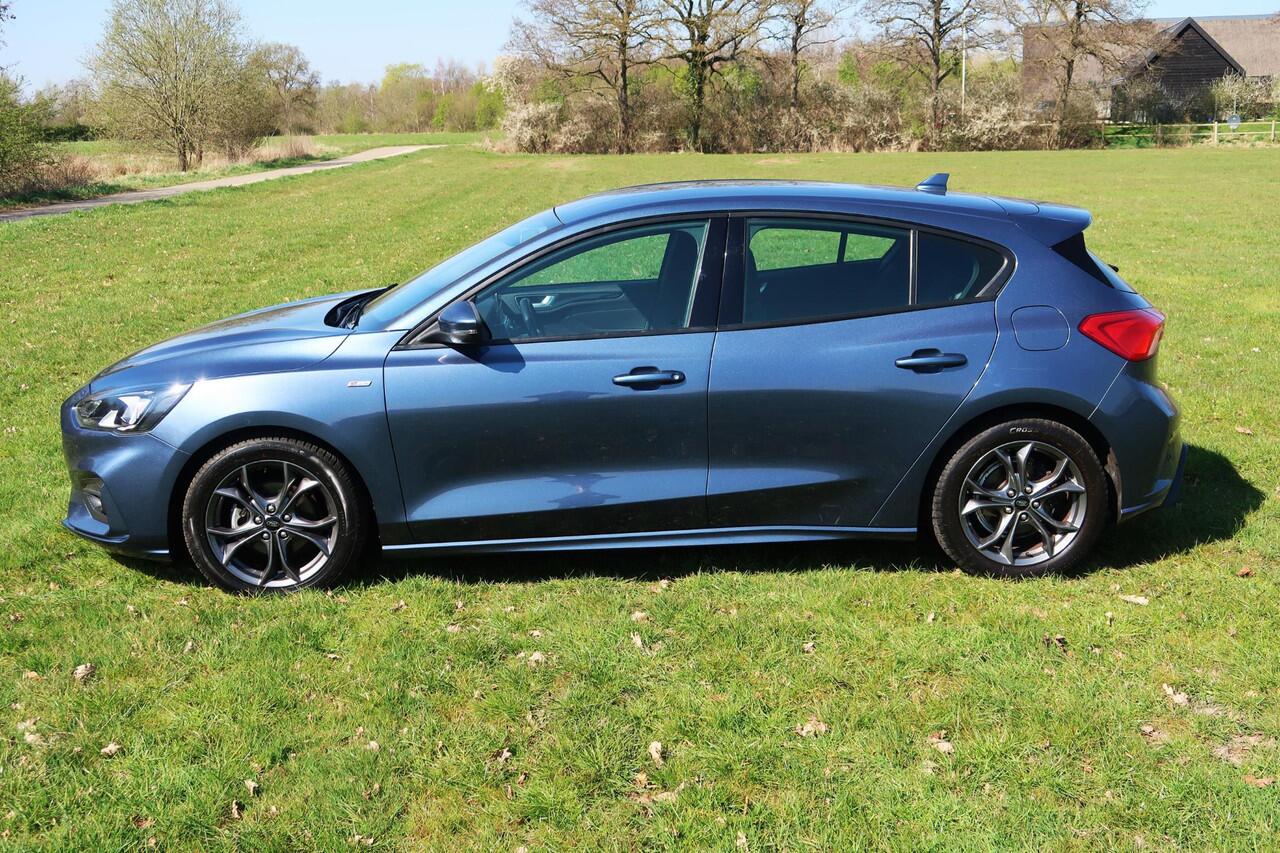 Ford FOCUS 1.0 EcoBoost Titanium Business