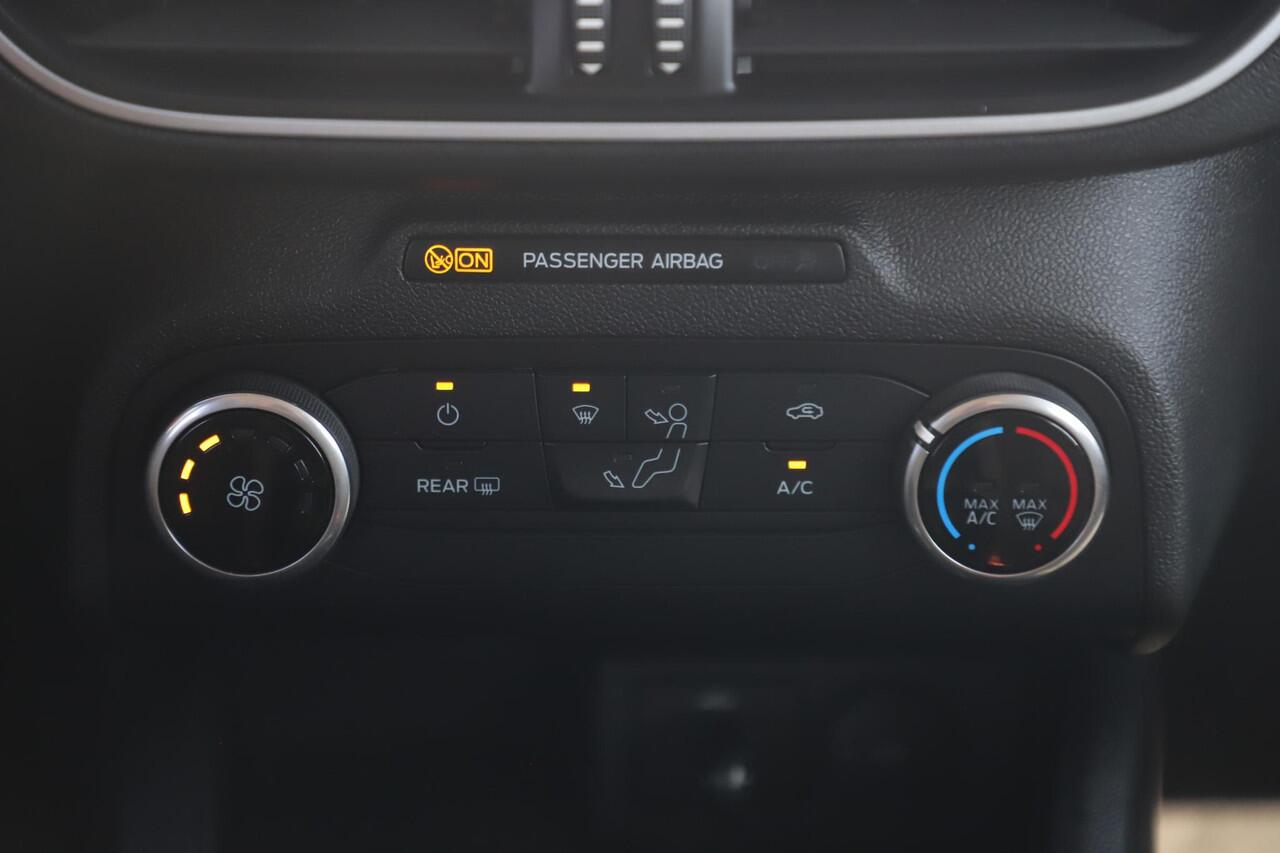 Ford FOCUS 1.0 EcoBoost Trend Edition Business 125PK Navigatie Carplay Android Airco Cruise Lane Assist 16 inch LMV Bluetooth