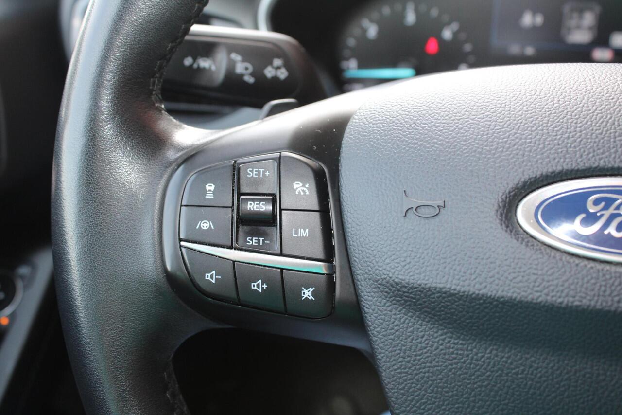 Ford FOCUS Wagon 2.0 EcoBlue Active Business 150pk | Panoramadak | Wegklapbare trekhaak | Adaptive cruise control | Bang&Olfusen | Head up Display | Full LED | 2 bandensets | 1.600kg trekgewicht