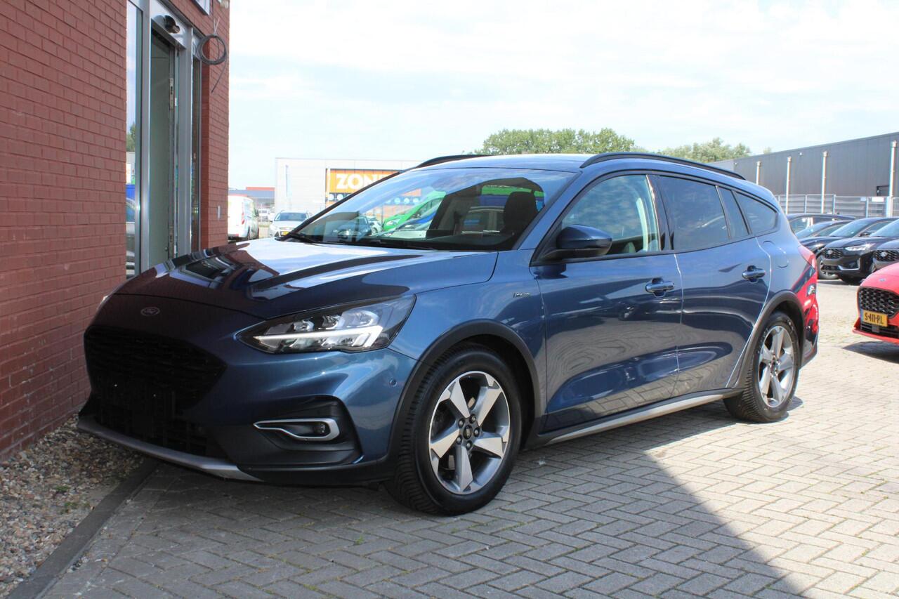 Ford FOCUS Wagon 2.0 EcoBlue Active Business 150pk | Panoramadak | Wegklapbare trekhaak | Adaptive cruise control | Bang&Olfusen | Head up Display | Full LED | 2 bandensets | 1.600kg trekgewicht