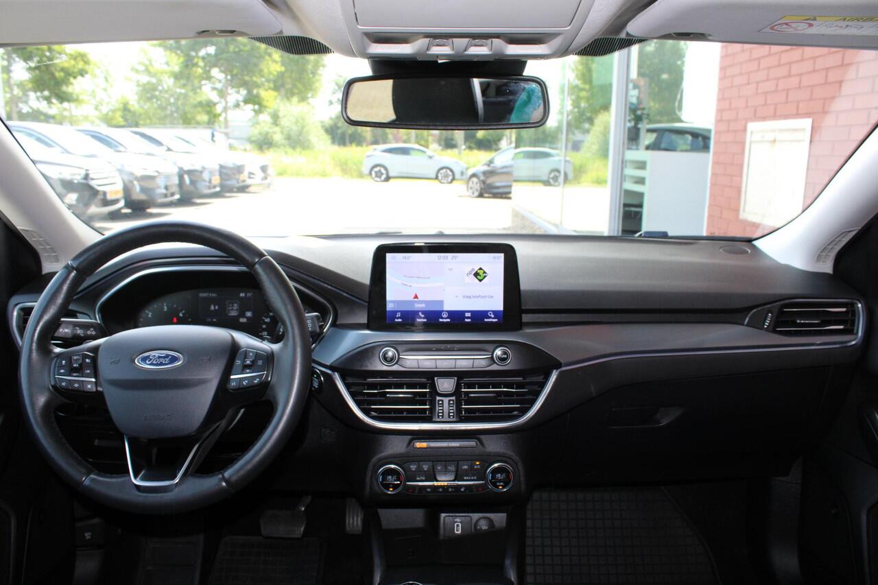 Ford FOCUS Wagon 2.0 EcoBlue Active Business 150pk | Panoramadak | Wegklapbare trekhaak | Adaptive cruise control | Bang&Olfusen | Head up Display | Full LED | 2 bandensets | 1.600kg trekgewicht