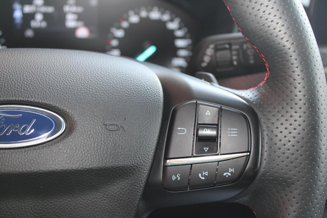 Ford FOCUS Wagon 2.0 EcoBlue ST Line Business 150pk Automaat | Adaptive cruise control | Winter Pack | Bang&Olufsen | Full LED | Rode remklauwen