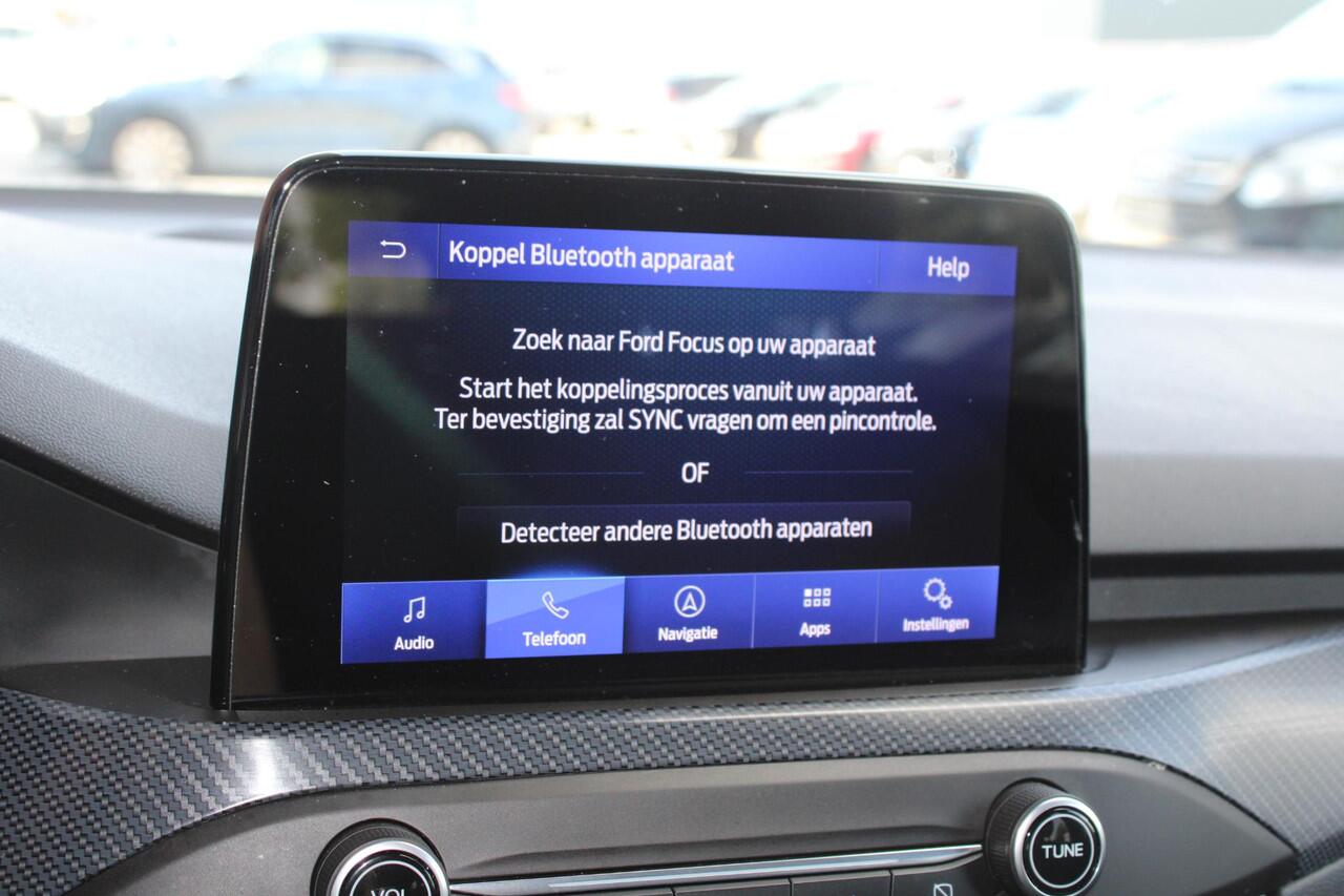 Ford FOCUS Wagon 2.0 EcoBlue ST Line Business 150pk Automaat | Adaptive cruise control | Winter Pack | Bang&Olufsen | Full LED | Rode remklauwen