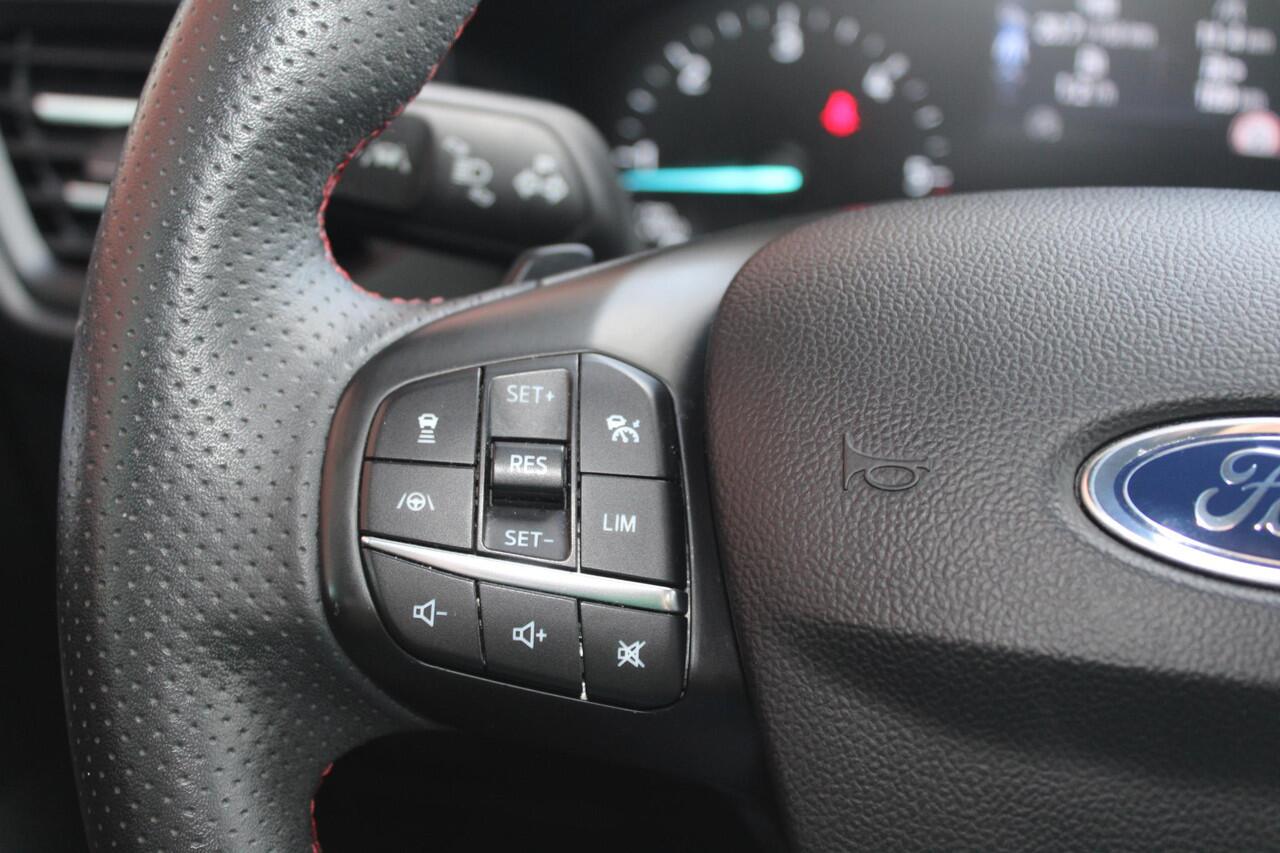 Ford FOCUS Wagon 2.0 EcoBlue ST Line Business 150pk Automaat | Adaptive cruise control | Winter Pack | Bang&Olufsen | Full LED | Rode remklauwen