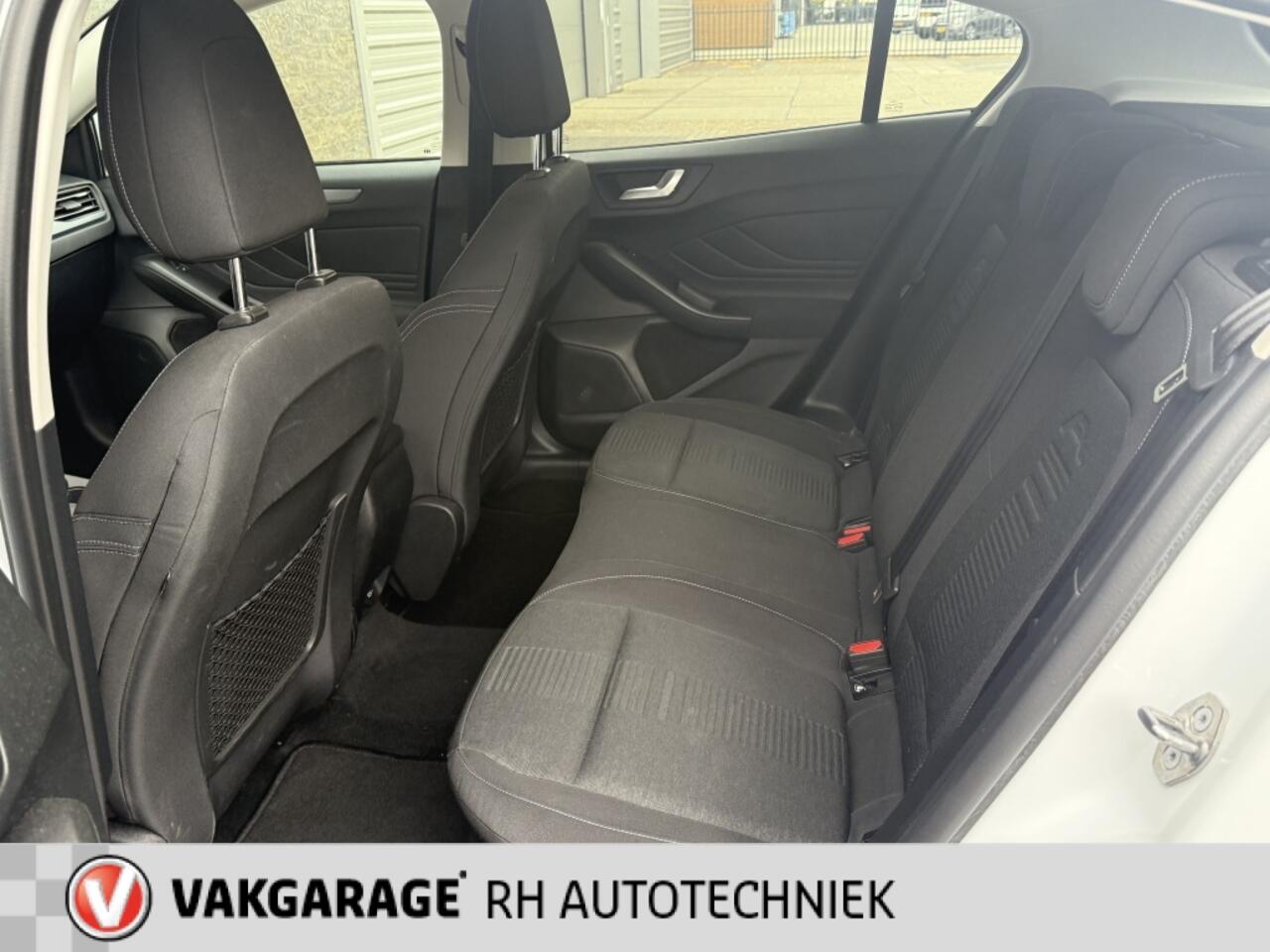 Ford FOCUS 1.0 EcoB. Tit. Bns