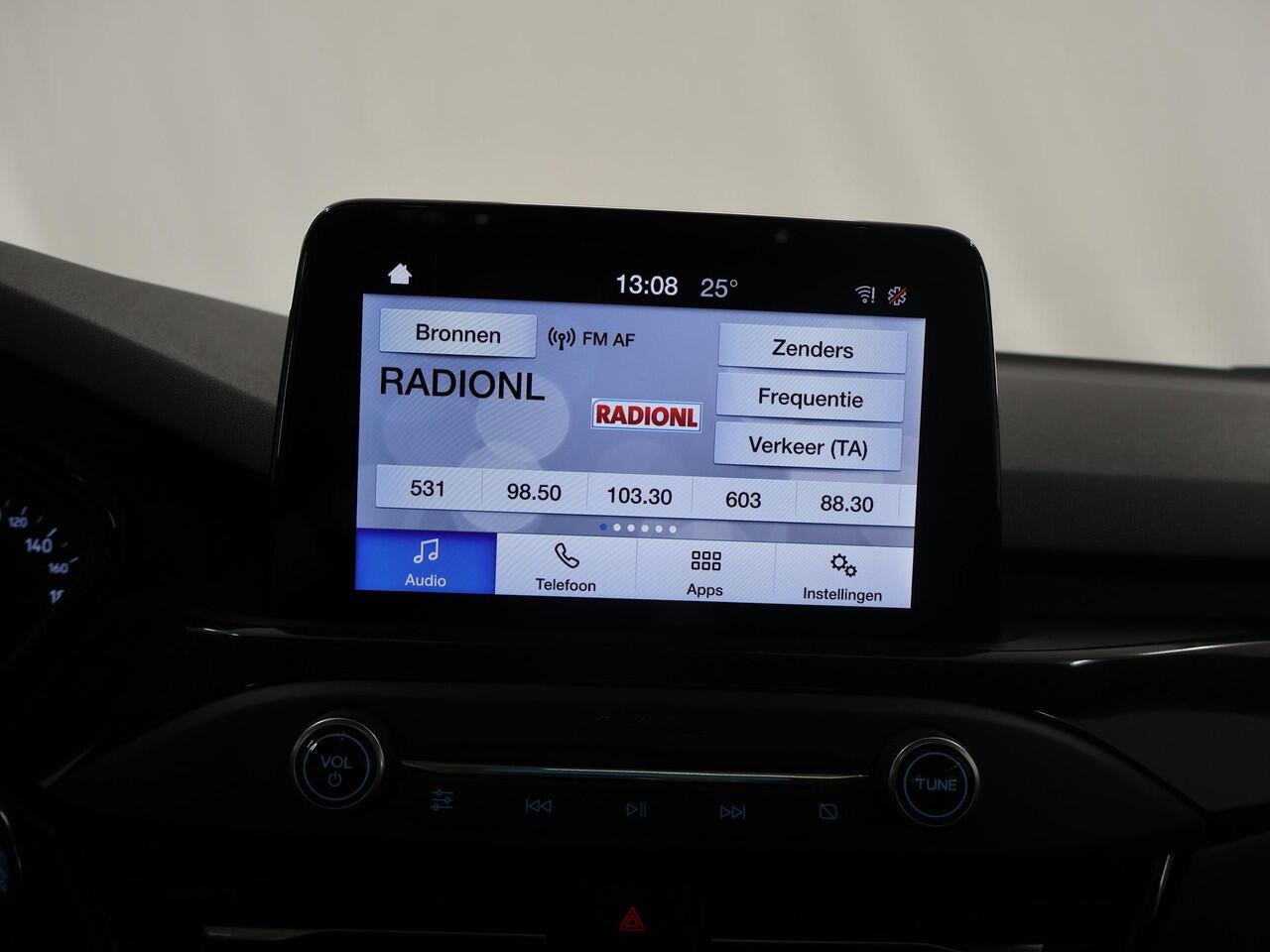 Ford FOCUS Wagon 1.0 EcoBoost ST Line Business | Panoramadak | Winterpakket | Cruise Control | Climate Control |