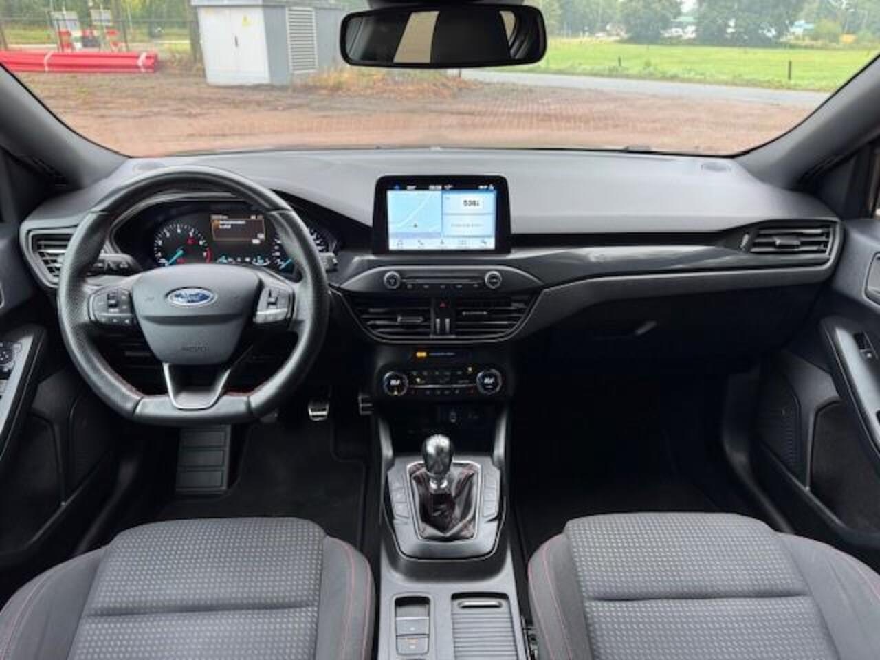 Ford FOCUS 1.0 ECOBOOST ST LINE BUSINESS/MATRIX/ACARPLAY