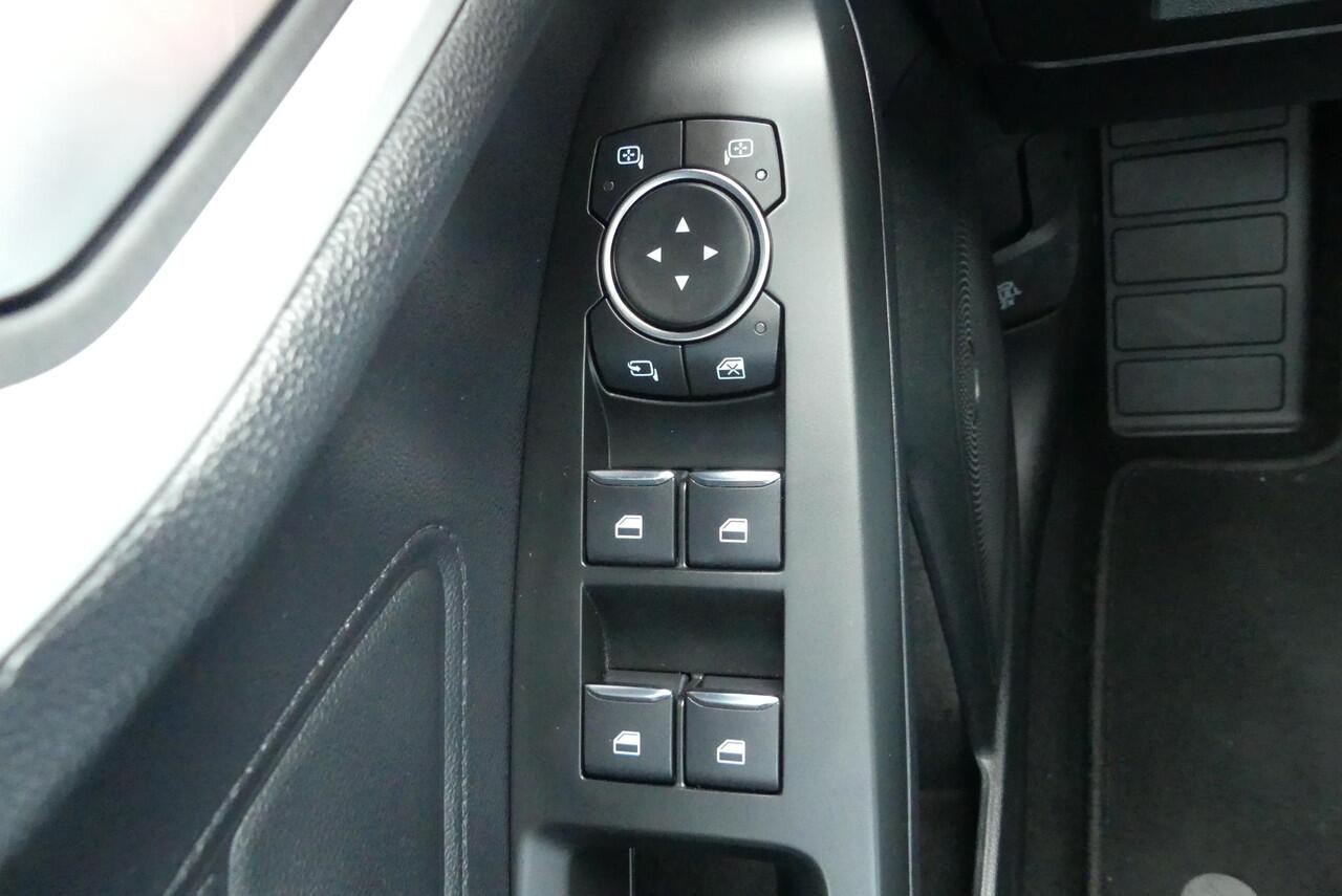 Ford FOCUS 1.0 EcoBoost Titanium X Business ADAPT. KOPLAMPEN, CRUISE, CLIMA, WINTER PACK, PDC V&A, NAVI, LANE ASSIST, 18.911KM