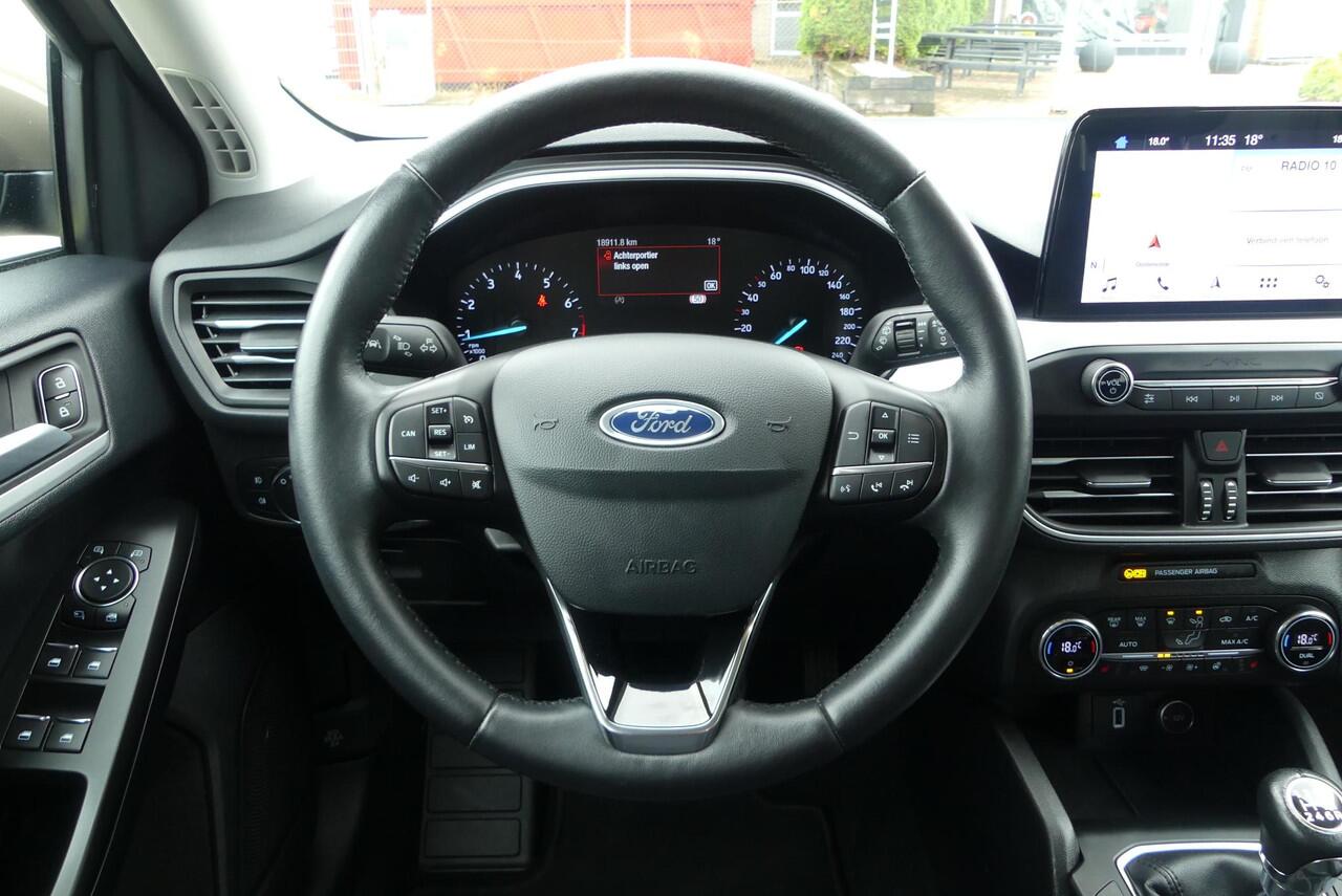 Ford FOCUS 1.0 EcoBoost Titanium X Business ADAPT. KOPLAMPEN, CRUISE, CLIMA, WINTER PACK, PDC V&A, NAVI, LANE ASSIST, 18.911KM