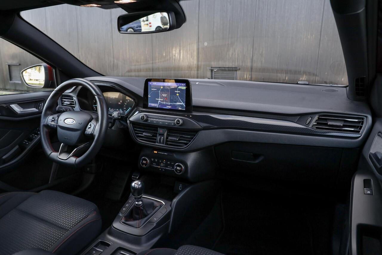 Ford FOCUS Wagon 1.5 EcoBoost 182 PK ST-Line ? LED ? Pano ? ACC ? B&O